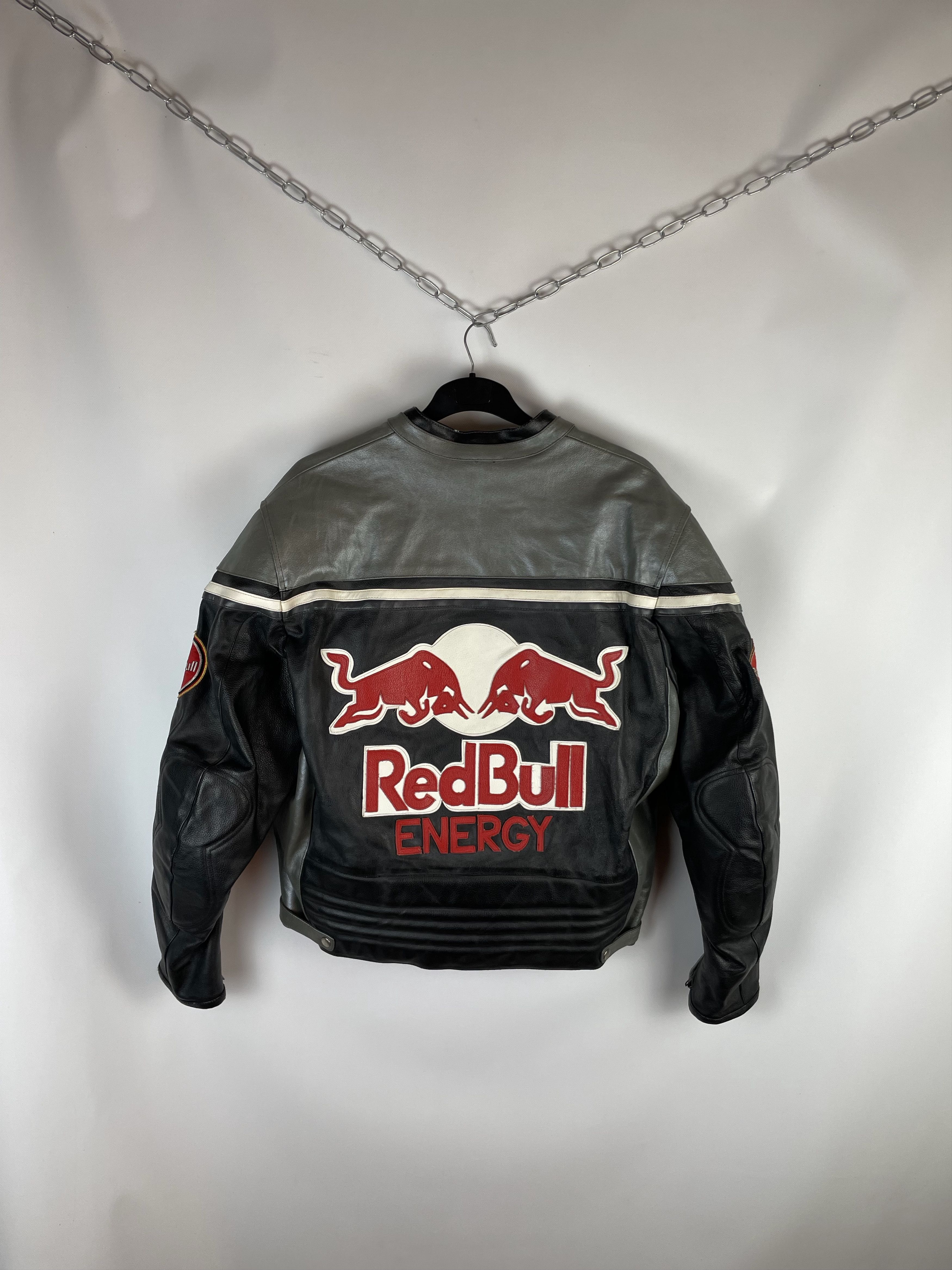 NASCAR Vintage Red Bull Leather Jacket Streetwear Size US XXL / EU 58 / 5 - 8 Thumbnail