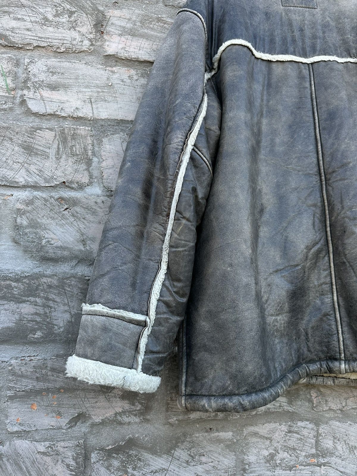 Quiksilver × Vintage Vintage Y2K Quiksilver Boarding Sherpa Leather Jacket Size US L / EU 52-54 / 3 - 13 Thumbnail