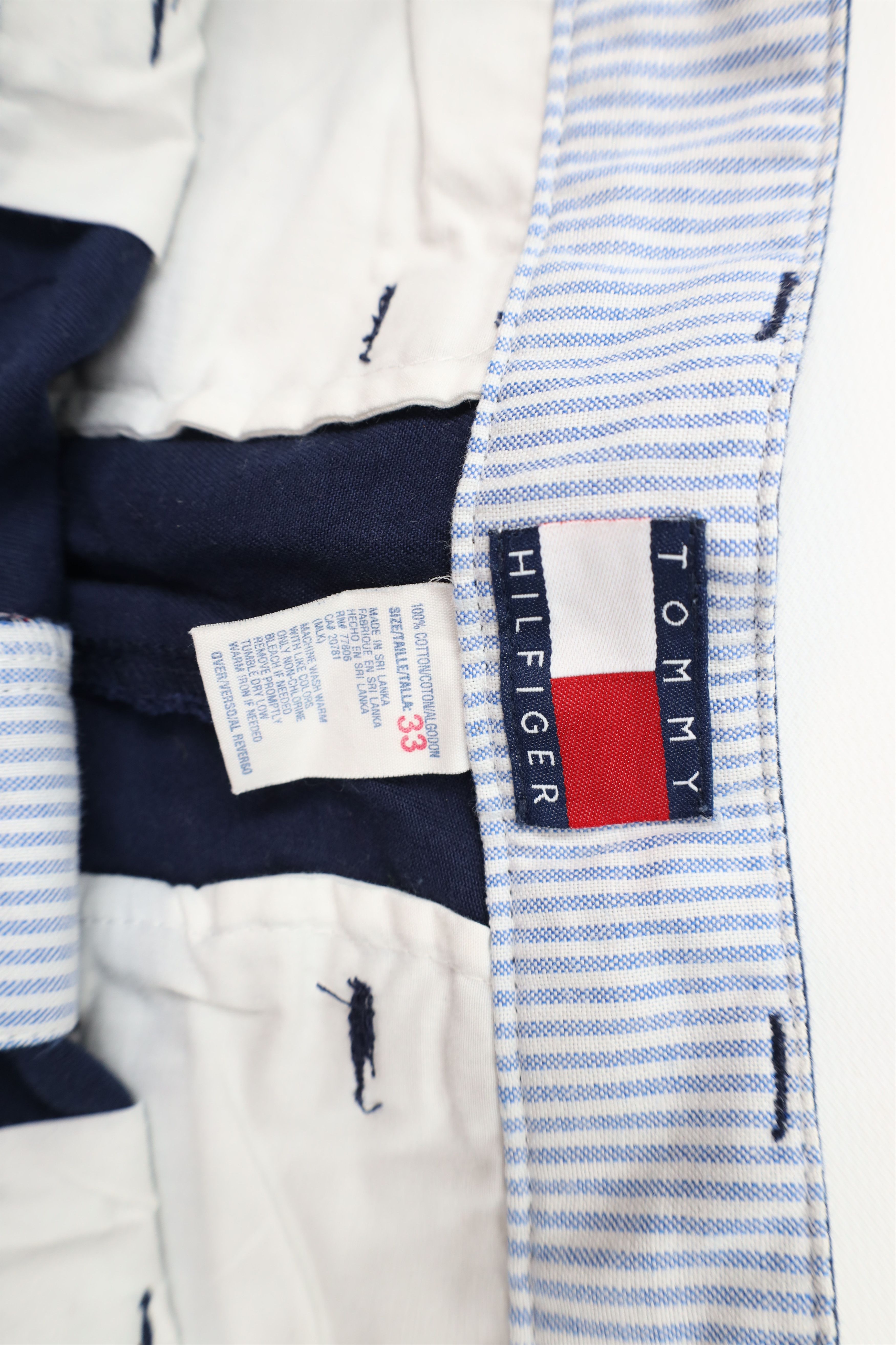 Tommy Hilfiger Vintage 90s Tommy Hilfiger Golf Chino Shorts Blue Cotton Size US 33 - 8 Thumbnail