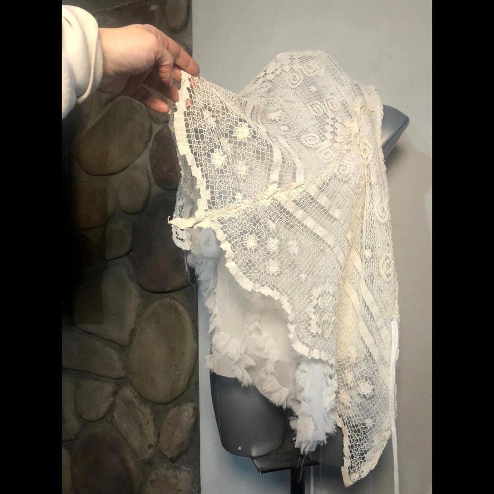 Other Silk knitted embroidered wrap skirt with ruffle under Size 30" / US 8 / IT 44 - 6 Thumbnail
