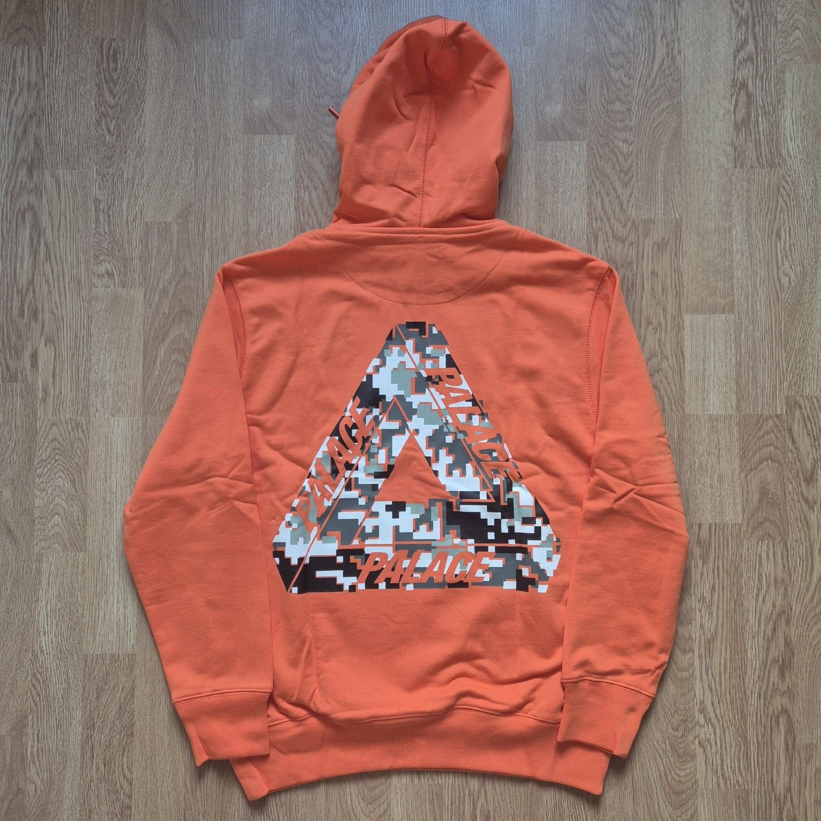 Palace Palace Tri-Digi Hood Orange Medium Brand New FW22 Size US M / EU 48-50 / 2 - 1 Thumbnail