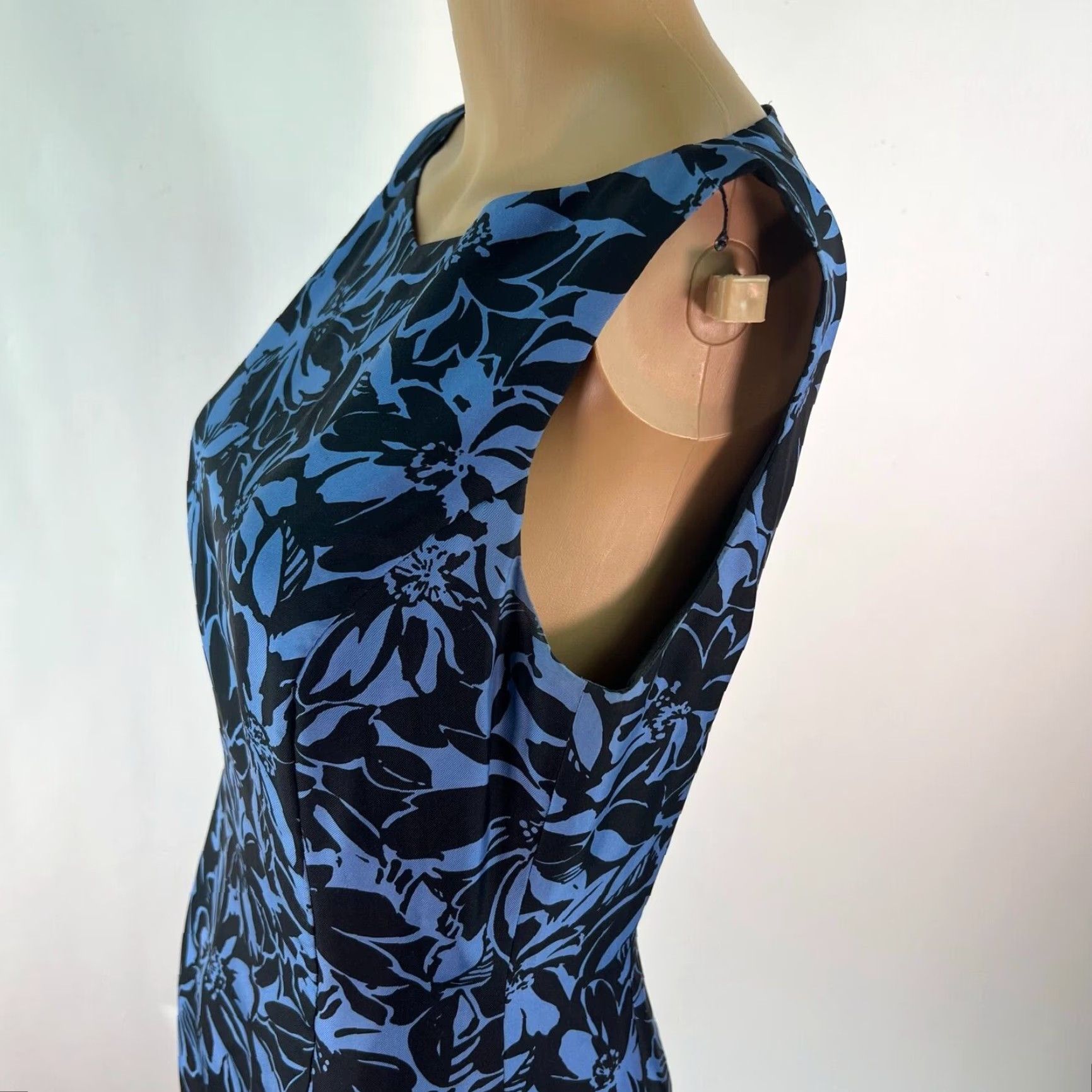 Ann Taylor VINTAGE Ann Taylor Dress A-Line Midi Blue Floral Silk Lined Party Cocktail Women 2 US Womens Blue Floral Midi Dress Size XS / US 0-2 / IT 36-38 - 6 Thumbnail
