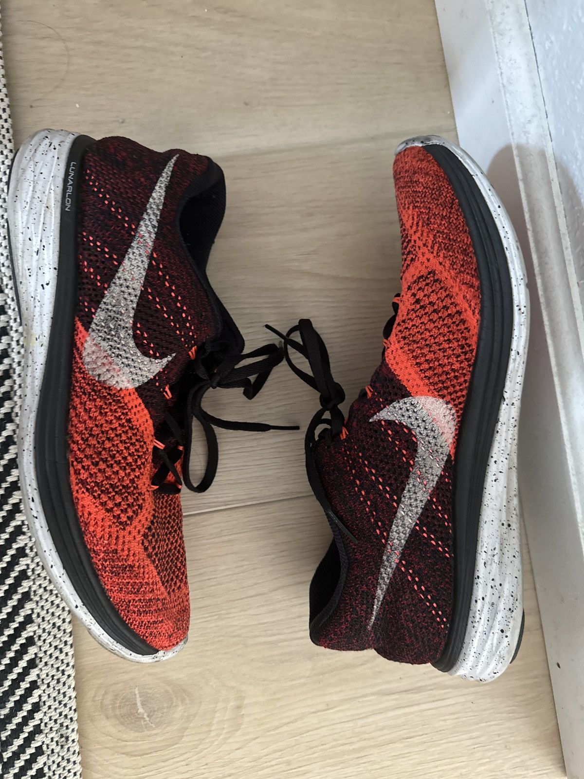 Nike Nike Flyknit Lunar3 size 11 Size US 11 / EU 44 - 3 Thumbnail