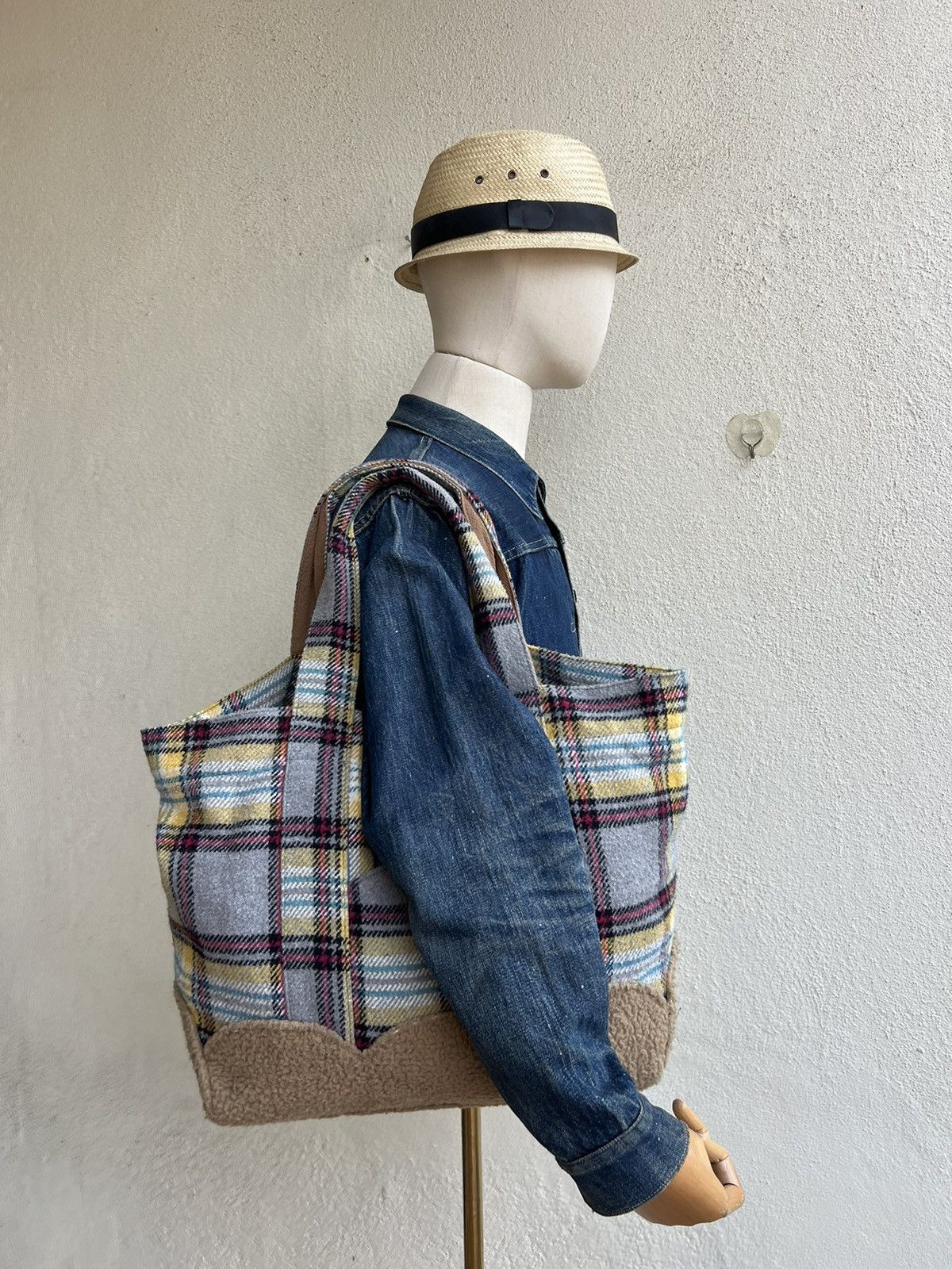 Frapbois Vintage Frapbois Japan Flannel & Fleece Hybrid Tote Bag Size ONE SIZE - 5 Thumbnail