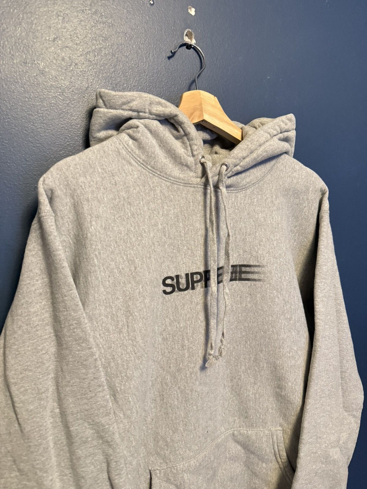 Supreme 2016 Supreme Motion Logo Gray Hoodie Size XL Size US XL / EU 56 / 4 - 1 Thumbnail