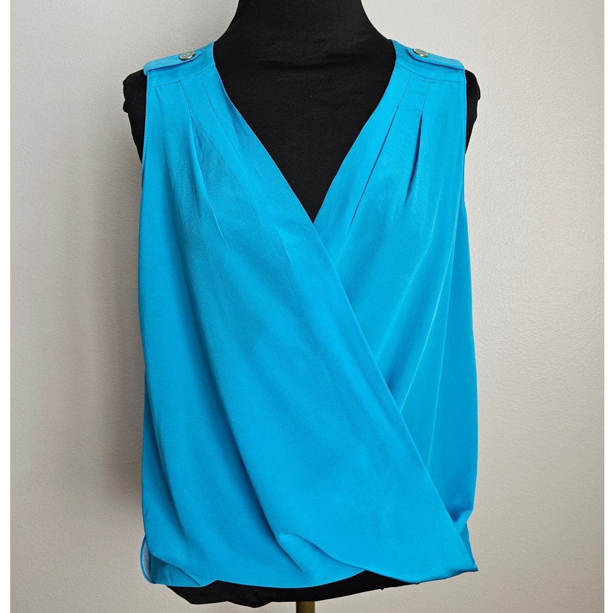Amanda Uprichard AMANDA UPRICHARD Silk Sleeveless Crossed V-Neck Blouse Top M Size M / US 6-8 / IT 42-44 - 1 Thumbnail