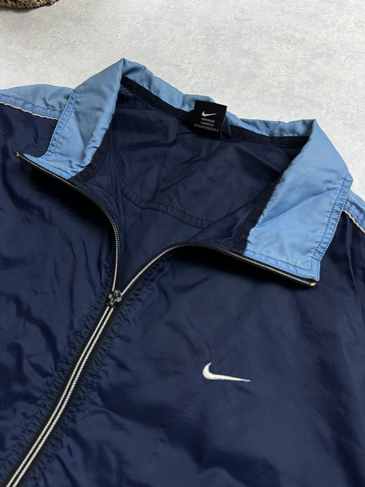 Nike 90s Nike Double Swoosh Vintage Y2K Oversized Nylon Jacket Size US L / EU 52-54 / 3 - 4 Thumbnail