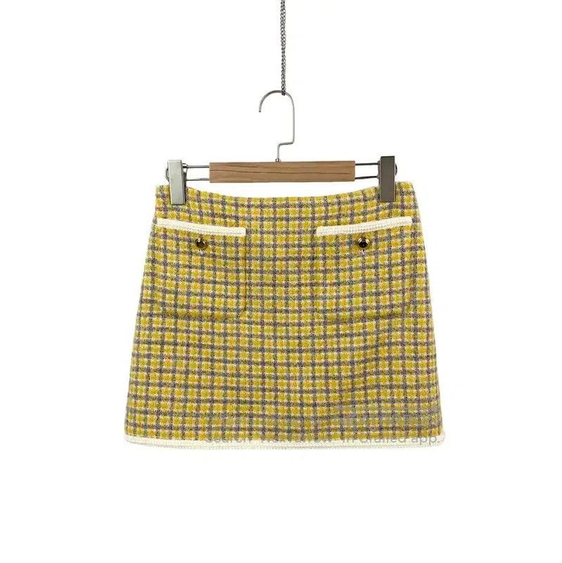 Miu Miu Miu Miu Yellow Wool Mini Skirt . Size 28" / US 6 / IT 42 - 1 Thumbnail