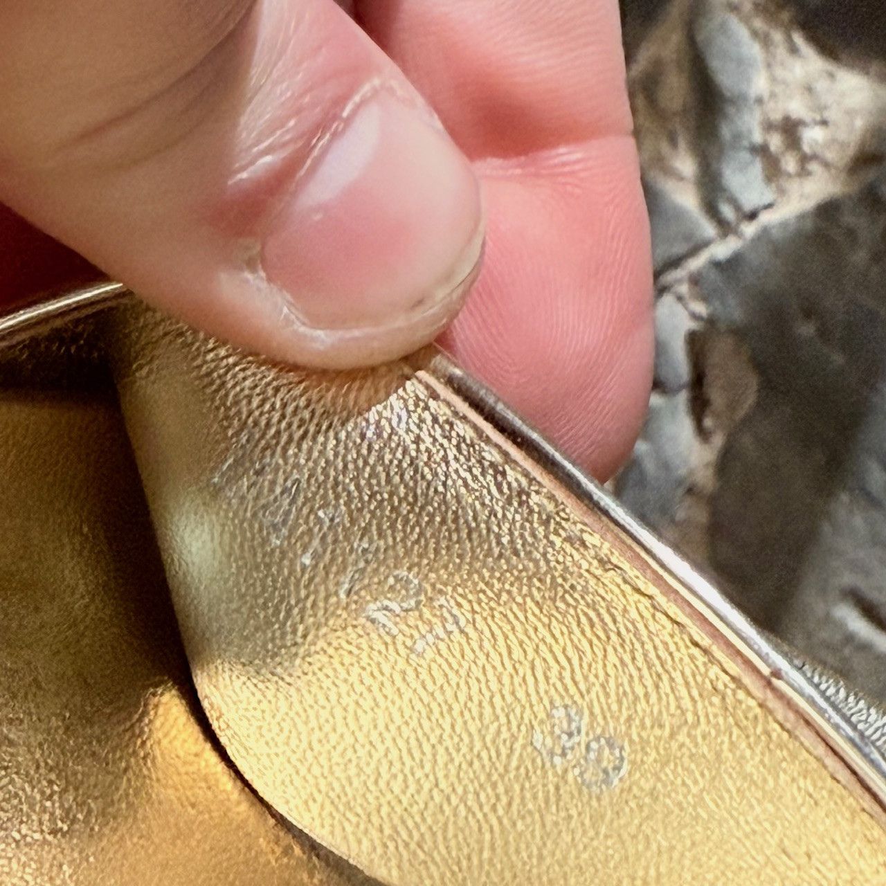 Louis Vuitton Louis Vuitton Metallic Gold Monogram Odyssey Sandals Size US 9 / IT 39 - 13 Thumbnail