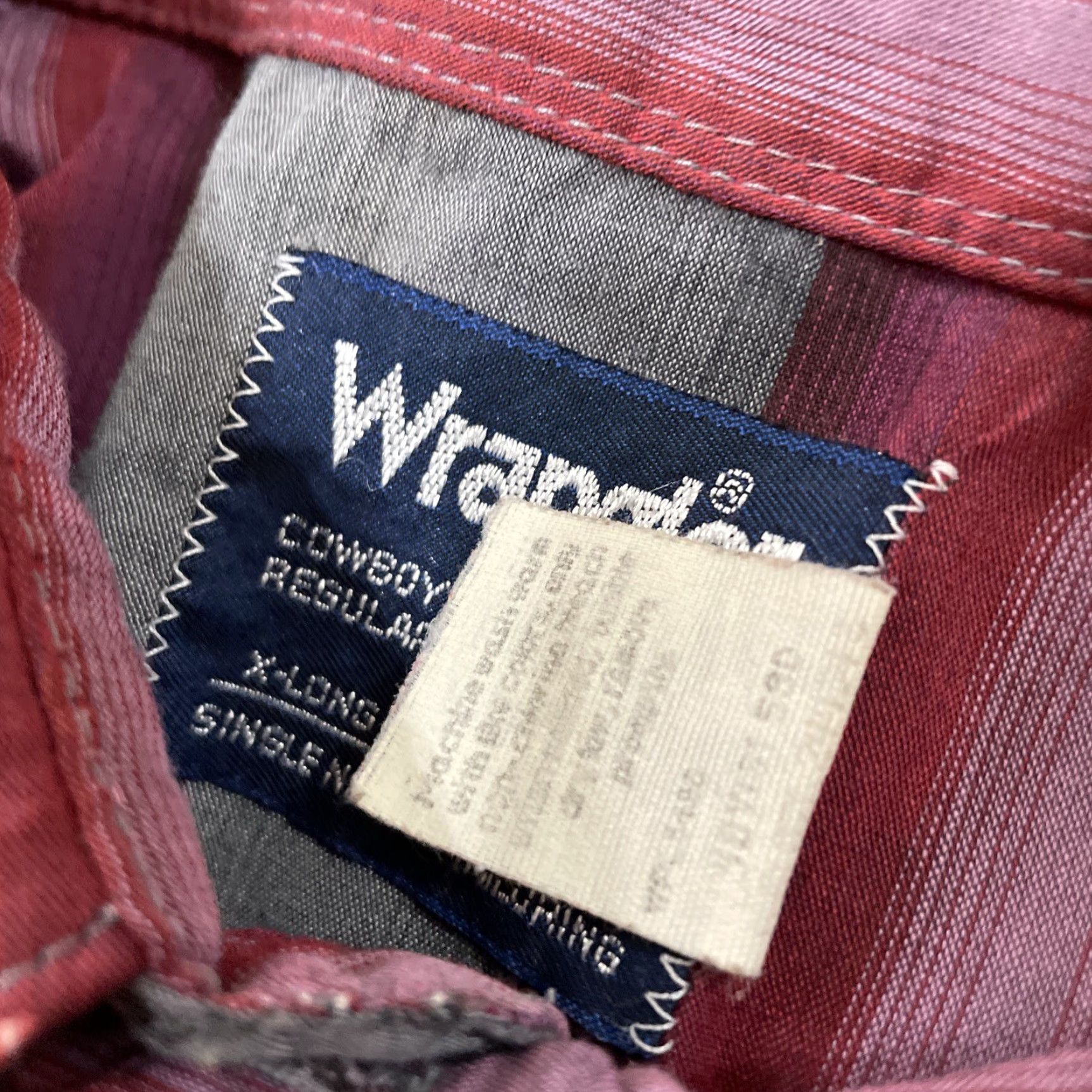 Wrangler VINTAGE Wrangler Western Pearl Snap Shirt Men XL Red Geometric Long Sleeve Distress Cowboy Grunge Workwear 60s 70s 80s Size US XL / EU 56 / 4 - 4 Thumbnail