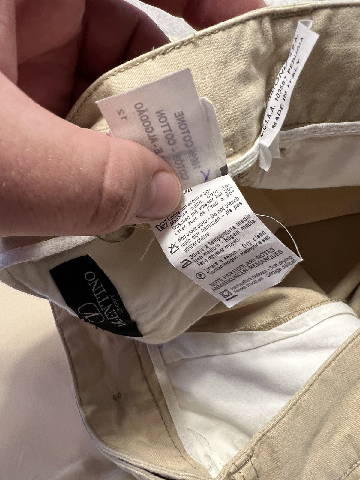 Valentino × Vintage Vintage Valentino Sport Chino Shorts Size US 36 / EU 52 - 14 Thumbnail