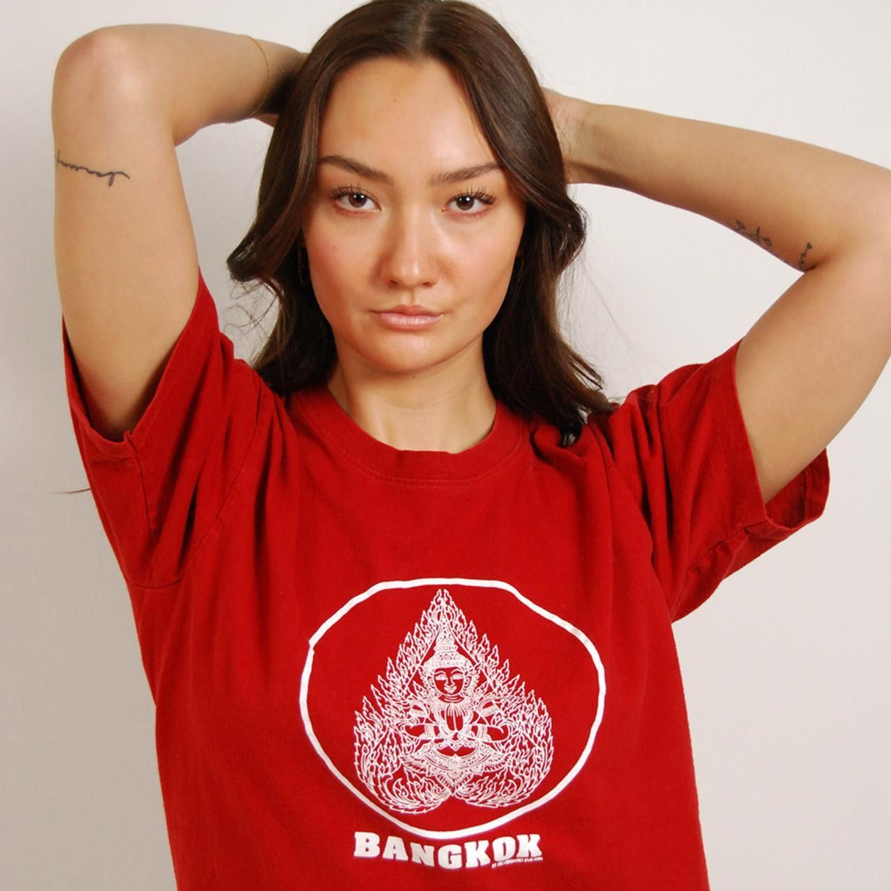 Vintage 90s Buddha T-shirt (M) vintage red bangkok men women medium Size US M / EU 48-50 / 2 - 1 Thumbnail