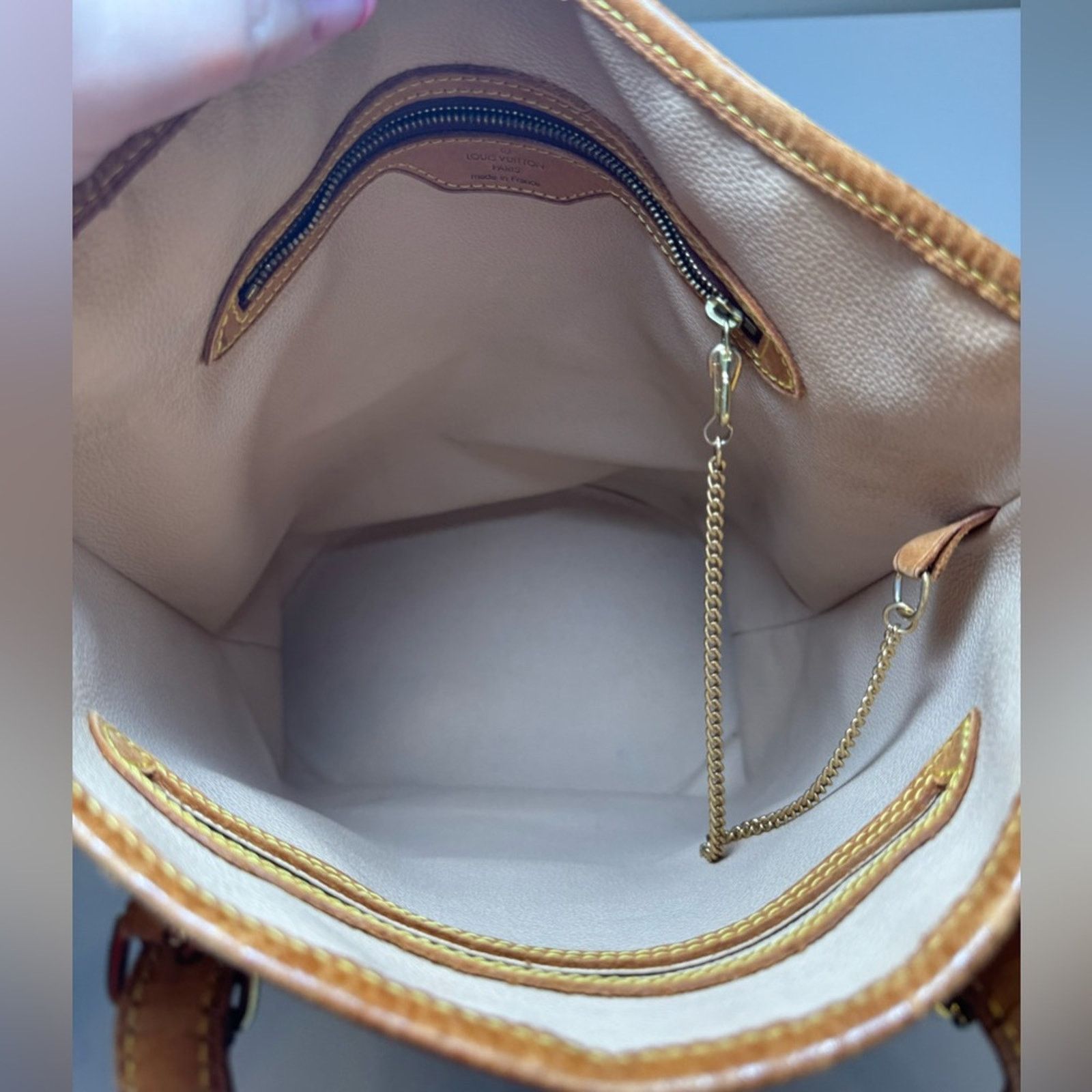Louis Vuitton Louis Vuitton Bucket GM Monogram Tote Bag – Vintage 2003 Size ONE SIZE - 3 Thumbnail