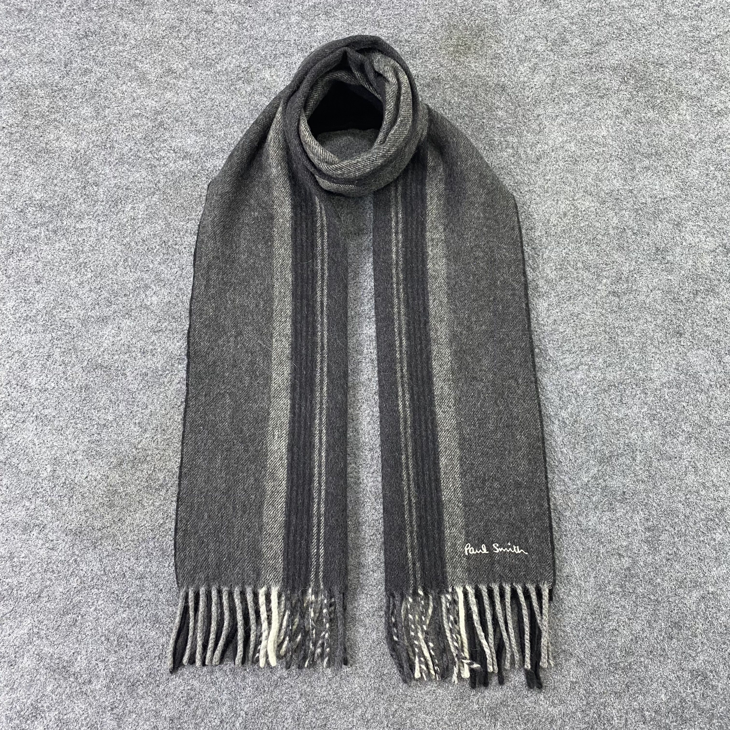 Paul Smith Paul Smith Muffler / Scarf / Neckwear - T1380 Size ONE SIZE - 1 Thumbnail