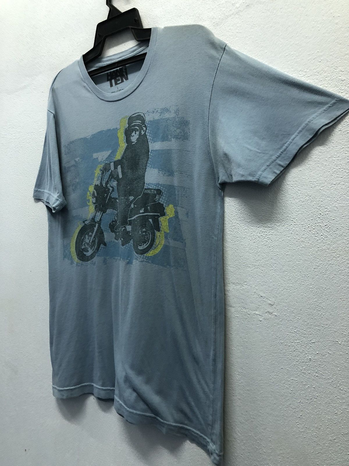 Hang Ten Vintage Hang Ten Monkey Bike T-Shirt Size US L / EU 52-54 / 3 - 5 Thumbnail