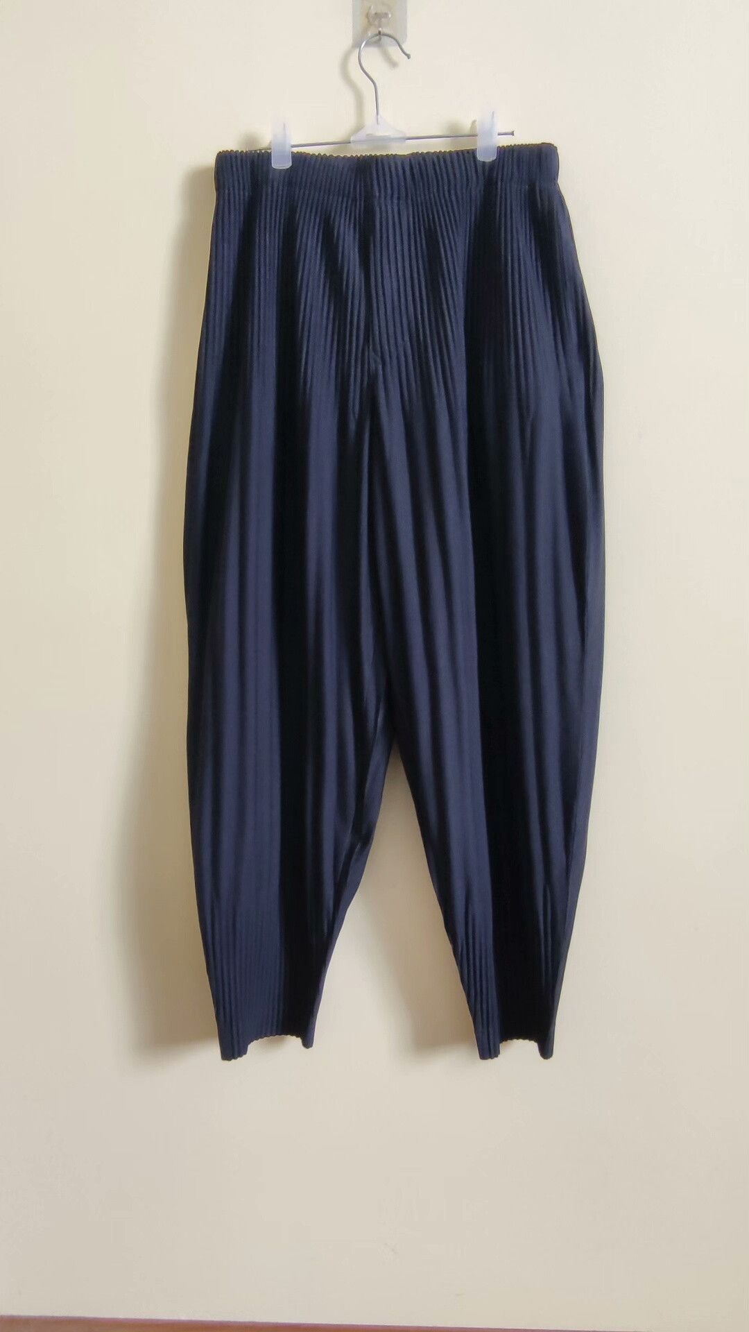 Homme Plisse Issey Miyake Issey Miyake Homme Plissé Tapered Pants Size US 26 / EU 42 - 1 Thumbnail