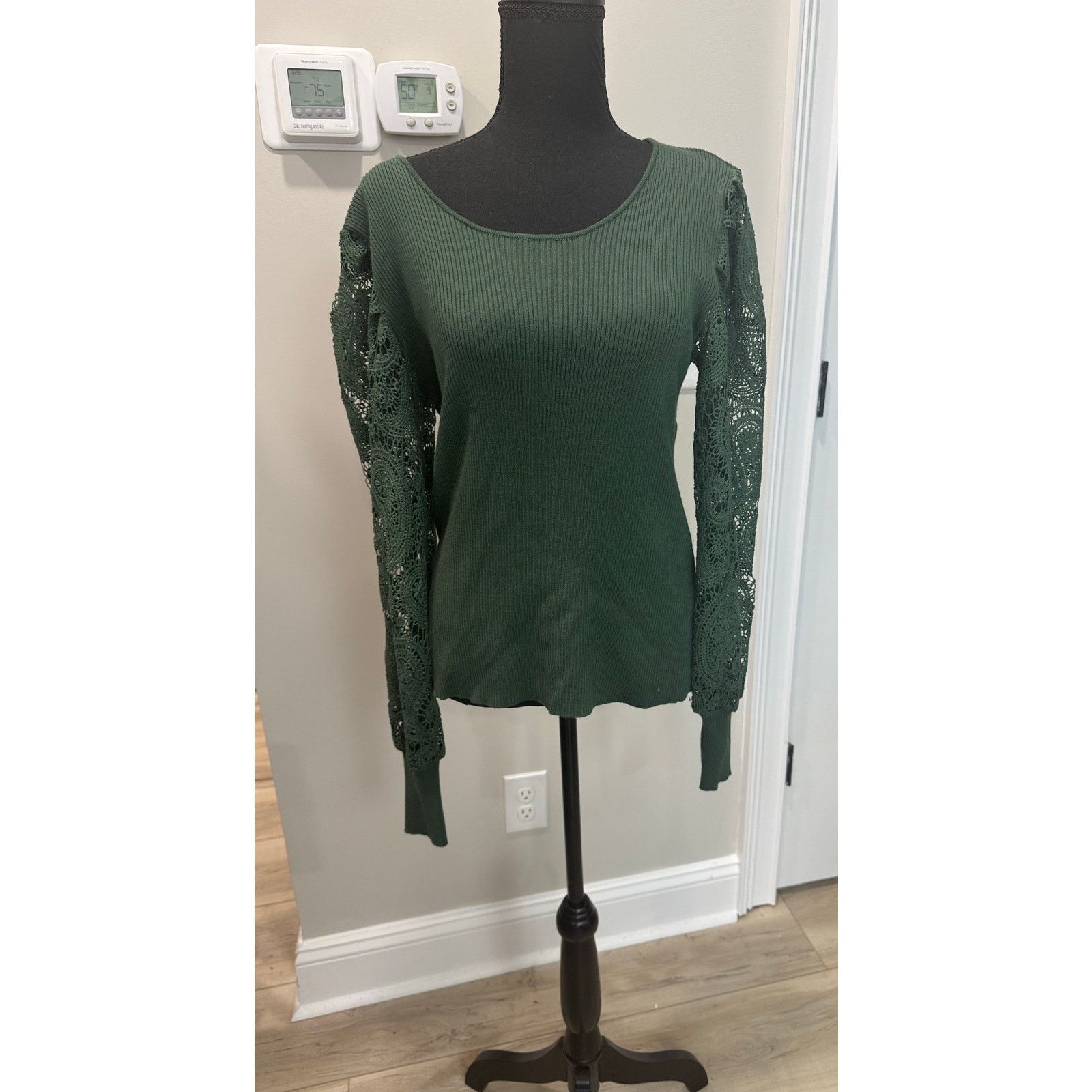 Other Eyelet Lace Sweater Puff Sleeve Green Cato Medium Size M / US 6-8 / IT 42-44 - 1 Thumbnail