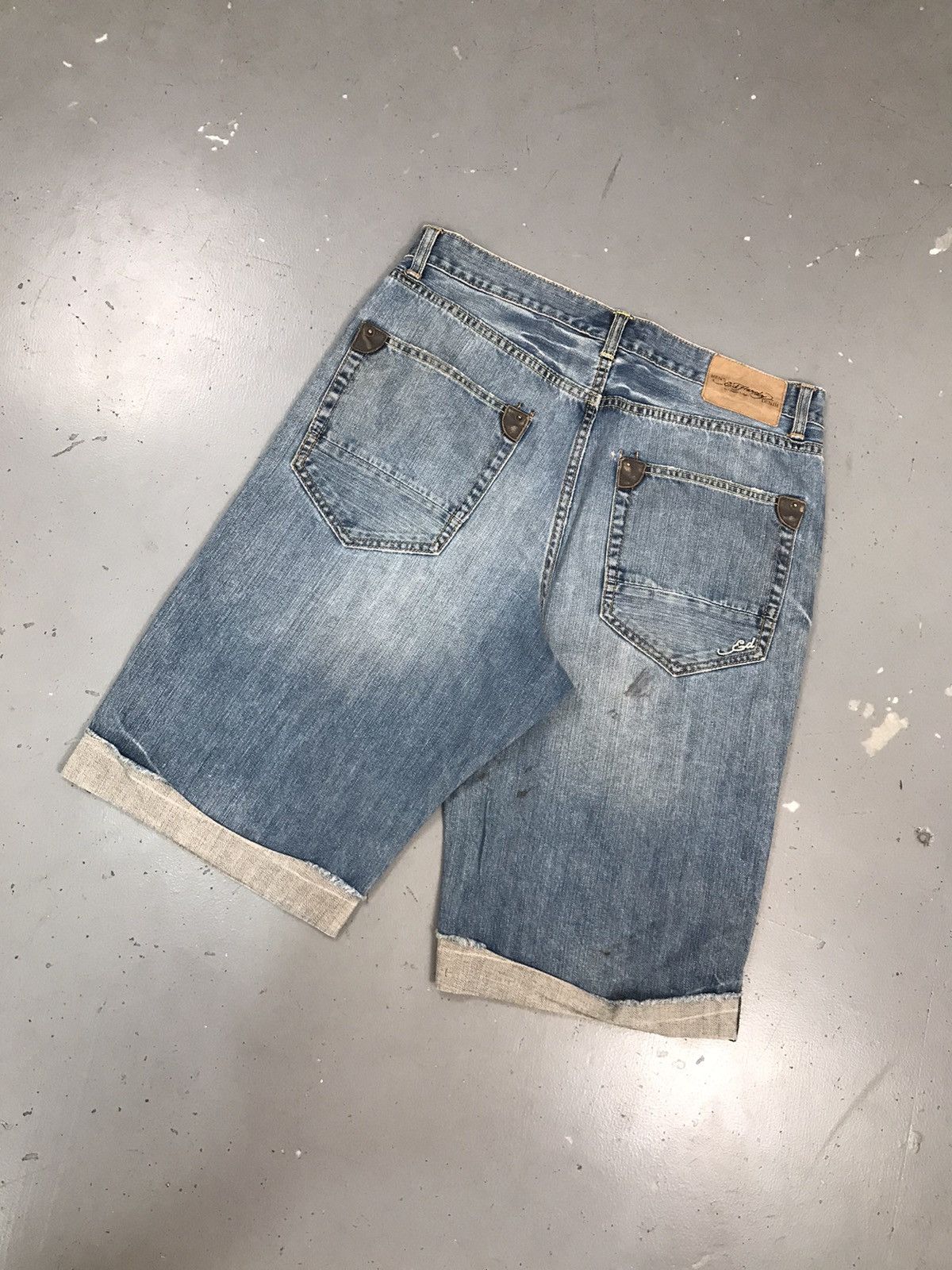Ed Hardy × Vintage Vintage Ed hardy skater denim jort Size US 34 / EU 50 - 8 Thumbnail