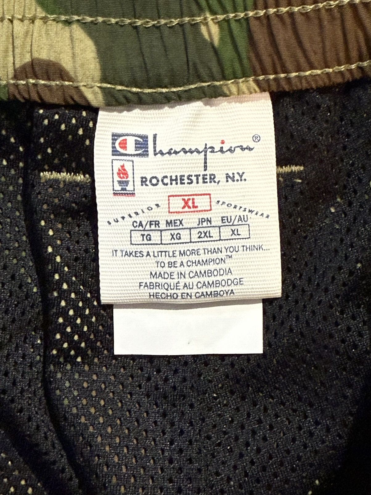 Champion ***FINAL DROP***RARE CHAMPION NYLON DUCK CAMO BAGGY CARGO XL Size US 40 / EU 56 - 14 Thumbnail