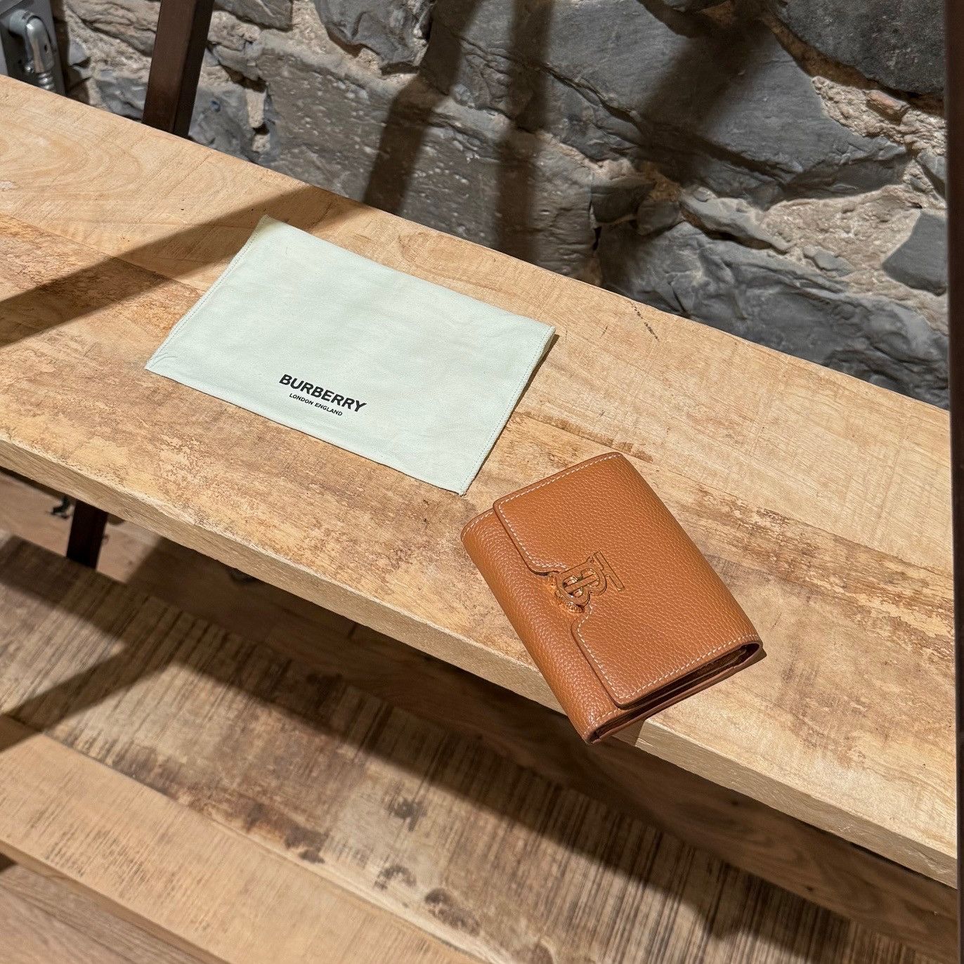 Burberry Burberry TB Compact Trifold Tan Grained Leather Wallet Size ONE SIZE - 17 Thumbnail