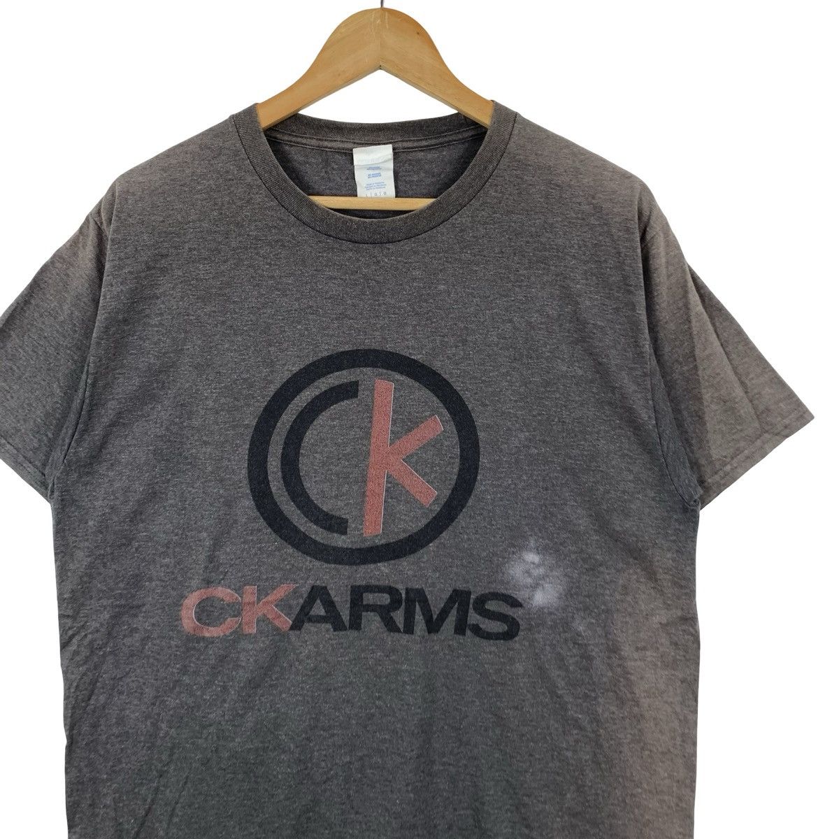 Vintage Vintage Y2K CK ARMS CAMILLA Promo Ads Illustration Tee Size US L / EU 52-54 / 3 - 5 Thumbnail