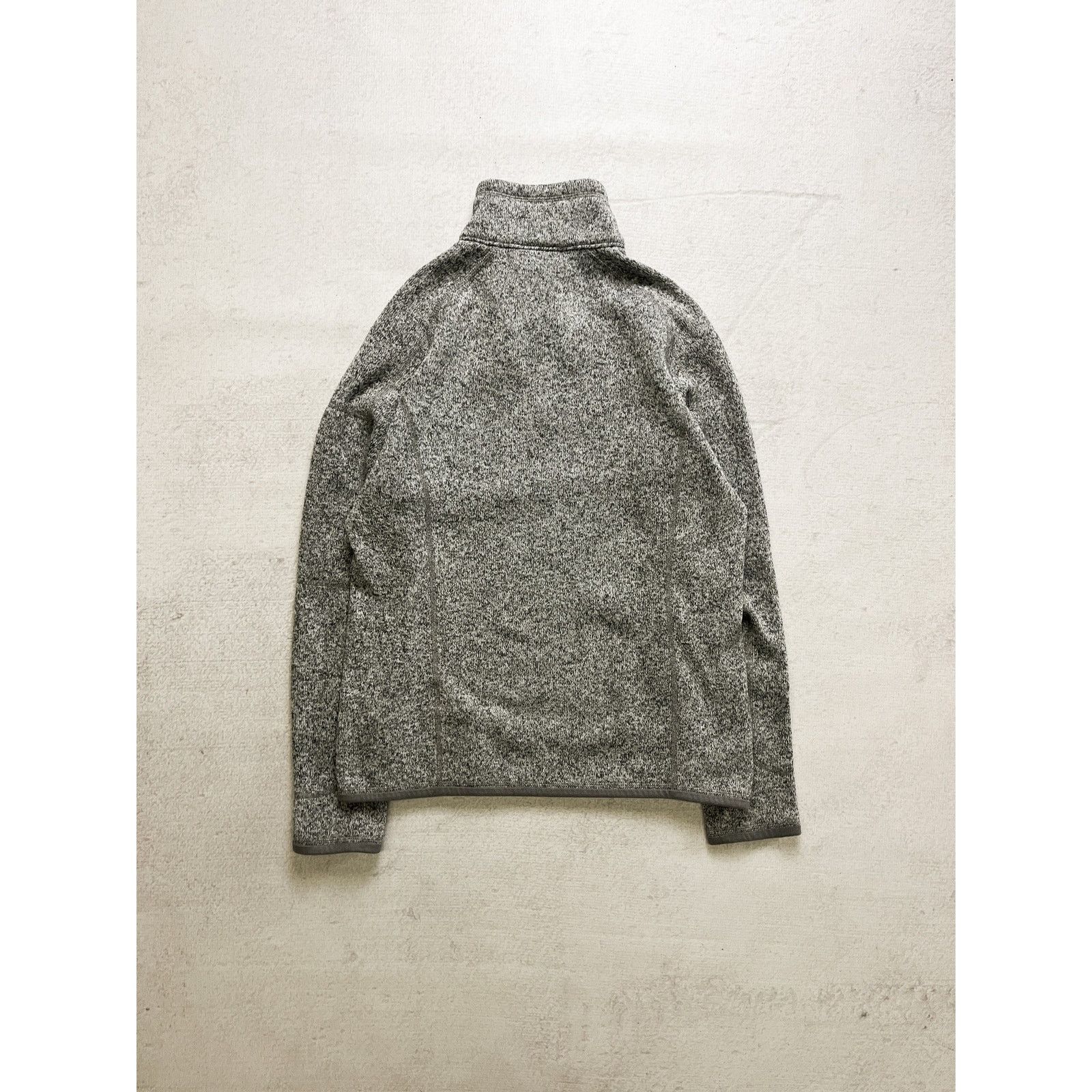 Patagonia Vintage 90s Patagonia Grey Fleece Sweatshirt - Women's Small Size S / US 4 / IT 40 - 2 Thumbnail
