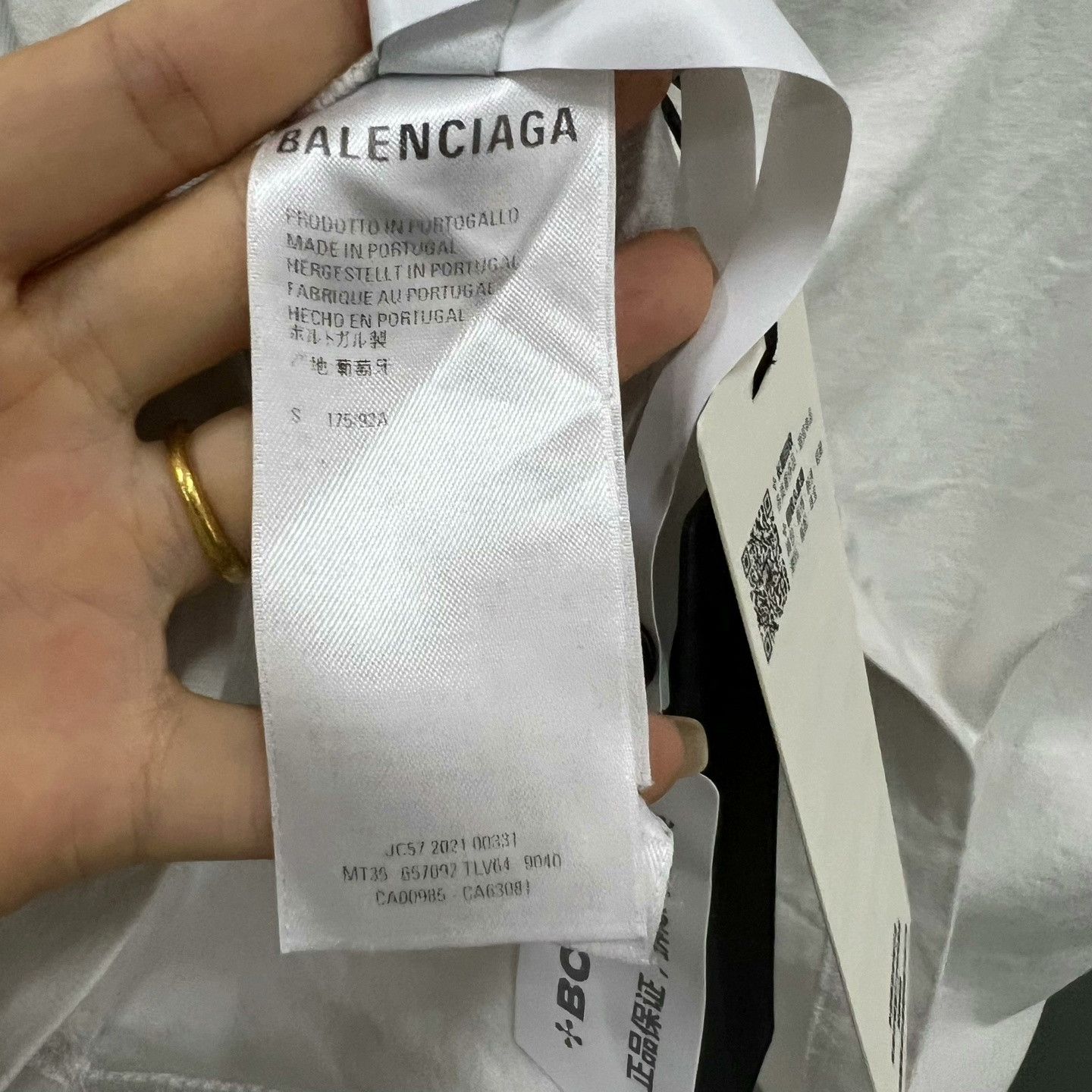 Balenciaga Balenciaga Double Hook Embroidered Sleeveless T-Shirt Size US S / EU 44-46 / 1 - 4 Thumbnail