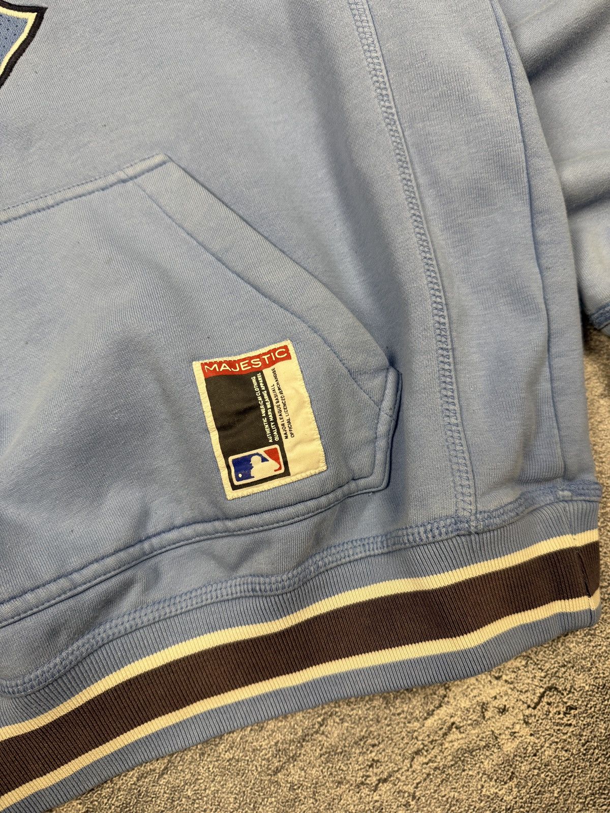 Majestic × New York Yankees New York NY Yankees Majestic hoodie vintage big logo center Size US M / EU 48-50 / 2 - 5 Thumbnail