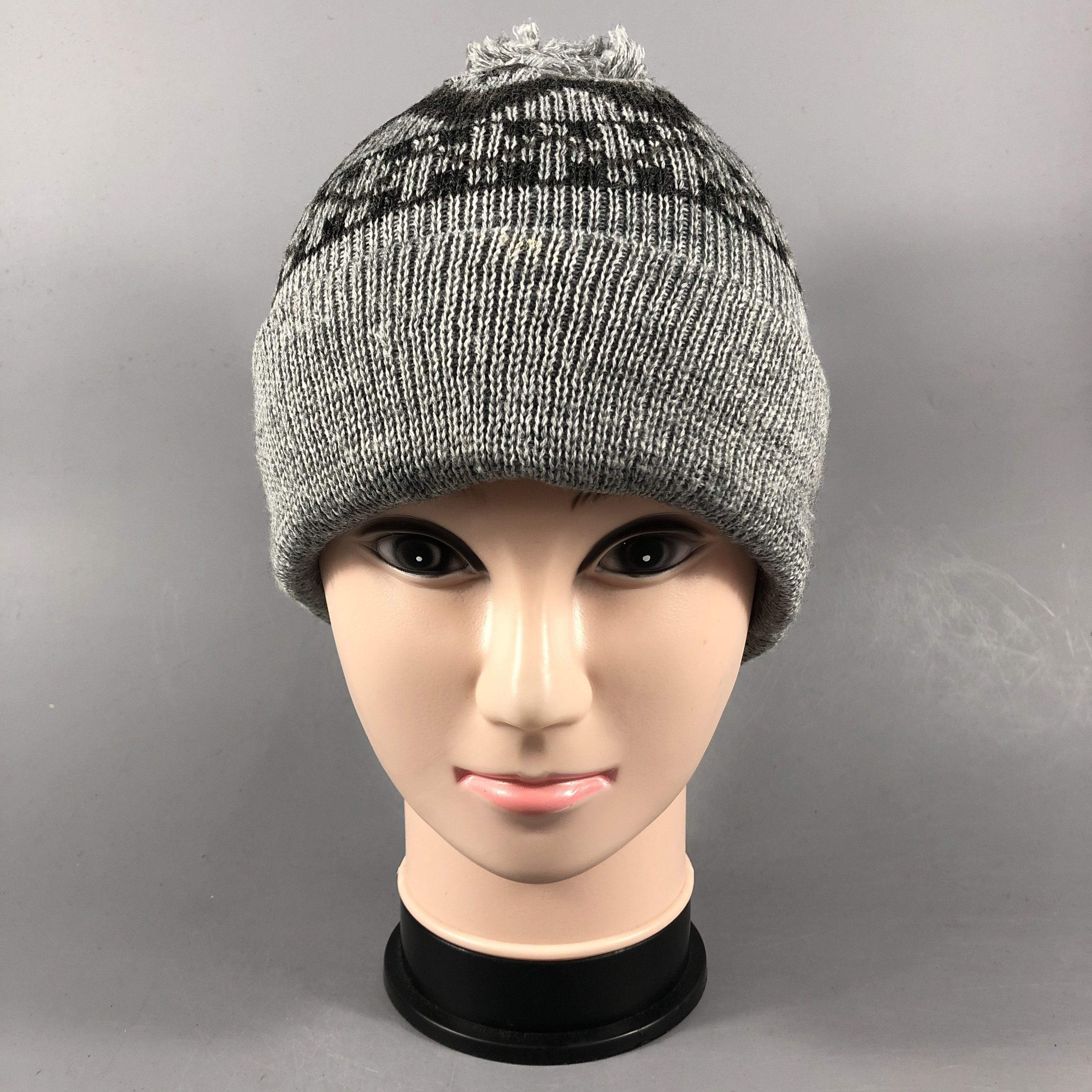 Japanese Brand Japanese Brand Pom Beanie Size ONE SIZE - 1 Thumbnail