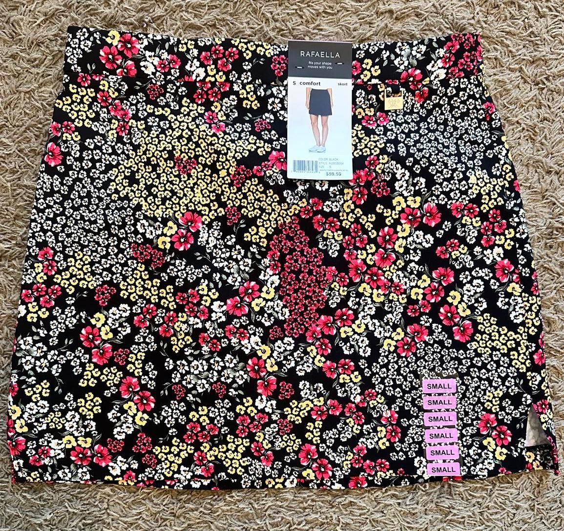 Other Women's Black Floral Skirt with Inner Shorts - Size S Size 28" / US 6 / IT 42 - 1 Thumbnail