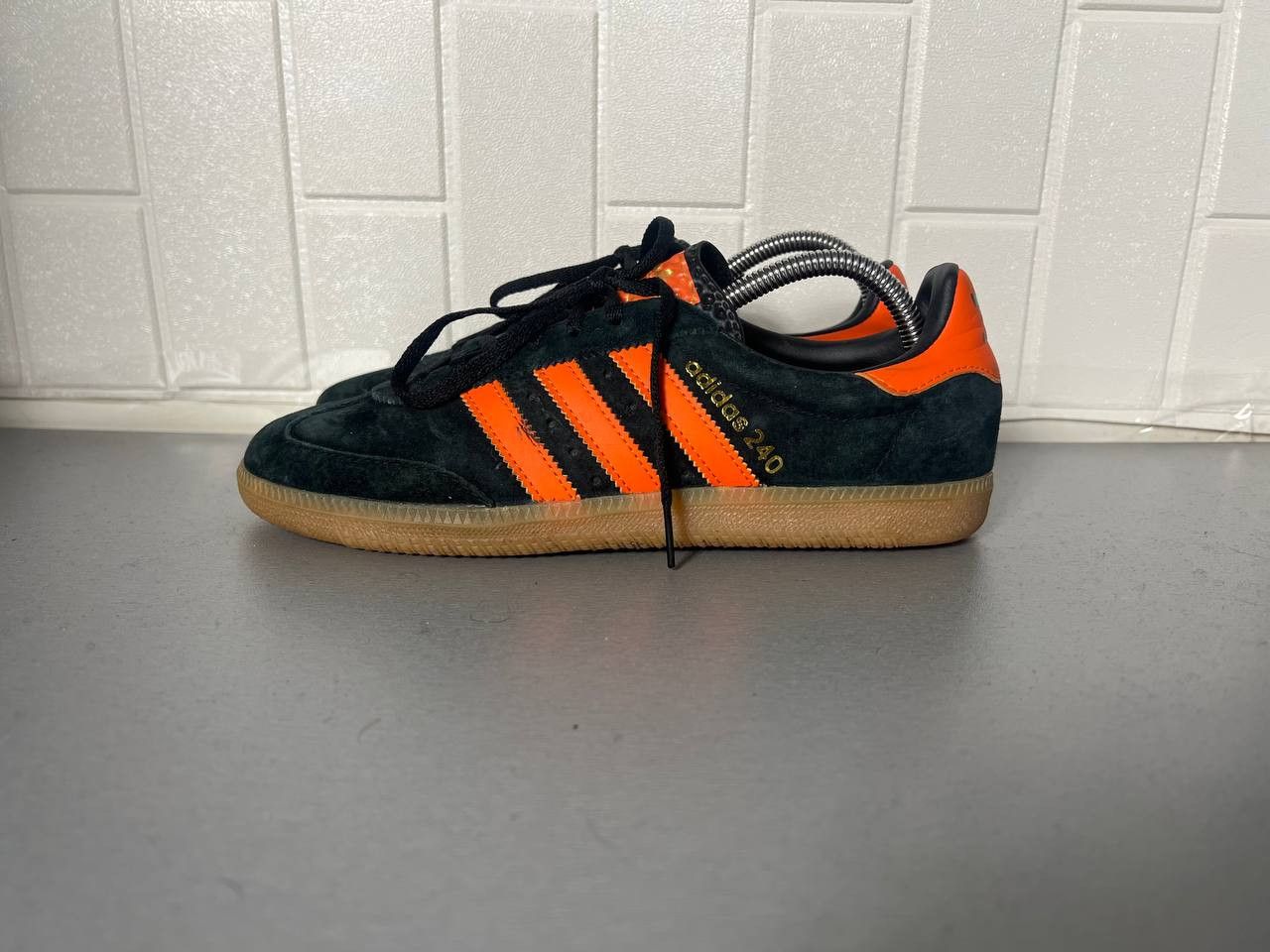 Adidas VINTAGE ADIDAS 240 CITY SERIES RETRO SNEAKERS CASUAL Y2K 90s Size US 7 / EU 40 - 1 Thumbnail