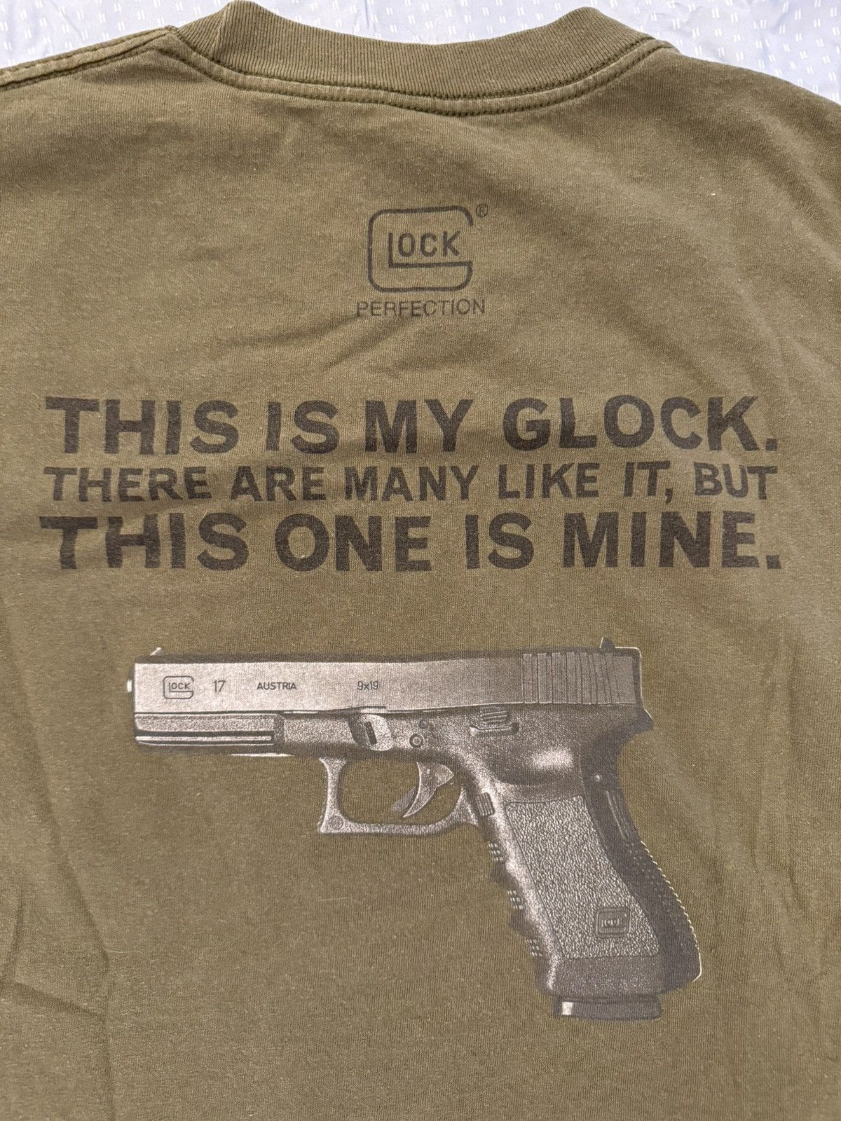 Vintage Vintage Glock Tee Size US L / EU 52-54 / 3 - 2 Thumbnail