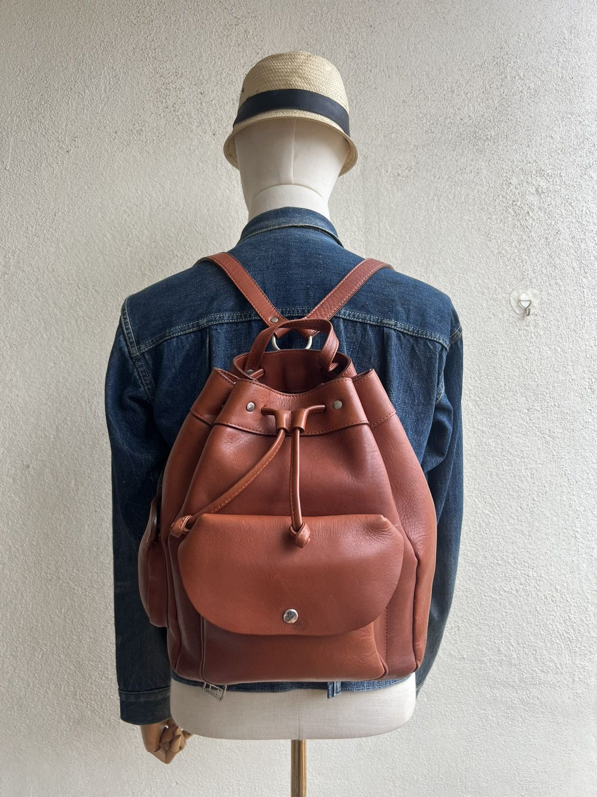 Leather Vintage Unknown Japan High Quality Leather Backpack Bag Size ONE SIZE - 3 Thumbnail