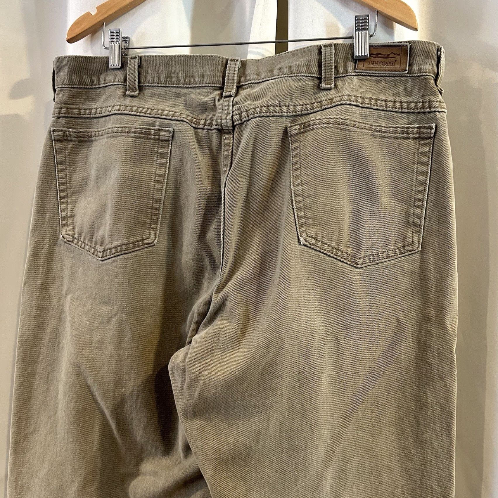 Vintage VINTAGE L.L. Bean Jeans 40X32 Brown Double L Leather Tab Made in USA Denim 5-Pocket Regular Fit Men Straight Jeans Short Description Size US 40 / EU 56 - 5 Thumbnail