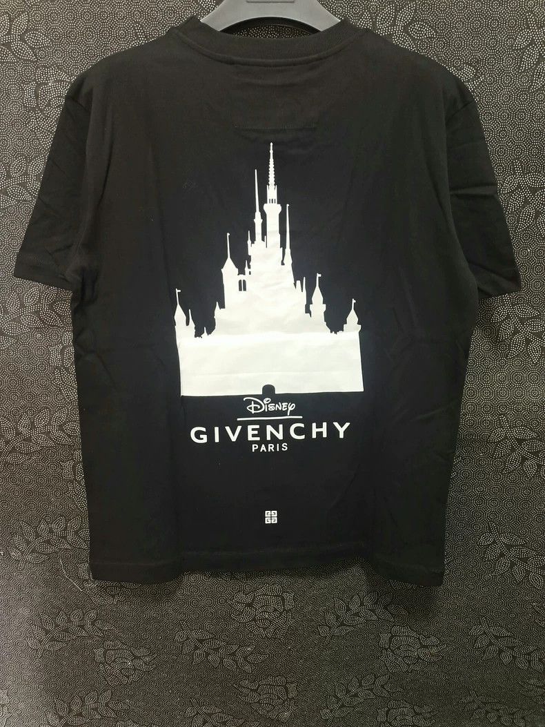 Givenchy Givenchy 23 New Disney Joint Edition Long Eared Rabbit Cas Size US M / EU 48-50 / 2 - 2 Thumbnail