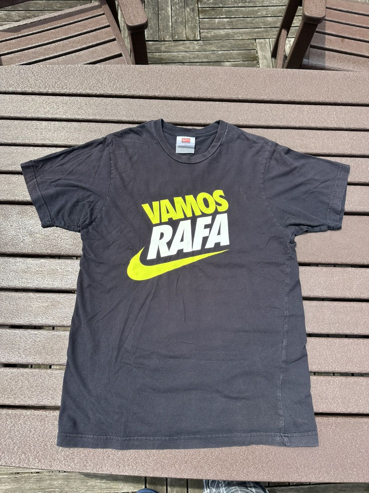 Nike “Vamos Rafa” Y2K Vintage Nike Rafael Nadal Tee Size US M / EU 48-50 / 2 - 1 Thumbnail