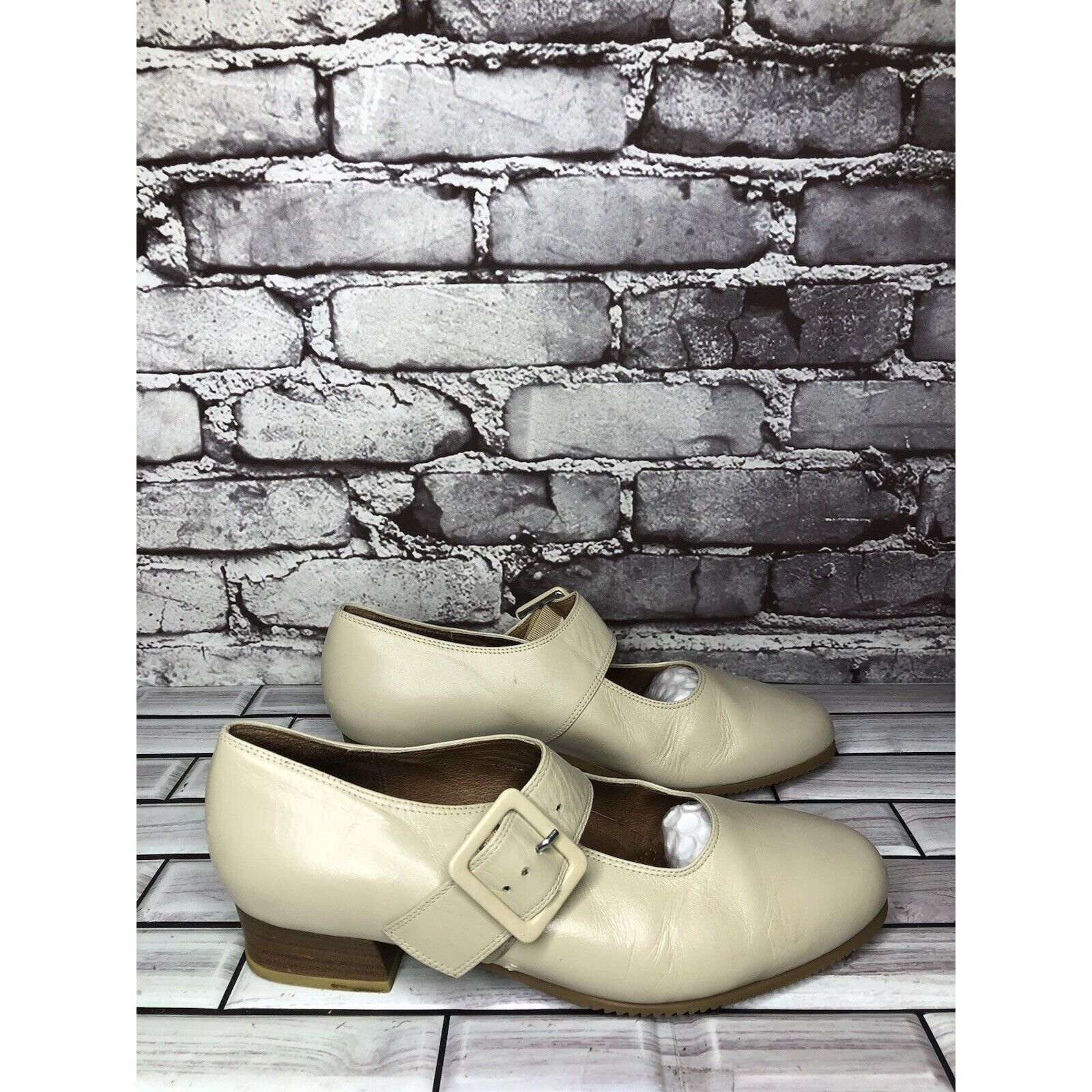 Beautiful Ful BeautiFeel Ivory Cream Leather Mary Jane Strap Pumps Shoes W Size US 9 / IT 39 - 18 Thumbnail