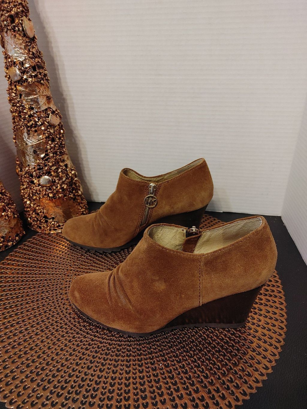 Michael Kors Michael Kors Suede Booties Size 7.5 Size US 7.5 / IT 37.5 - 3 Thumbnail