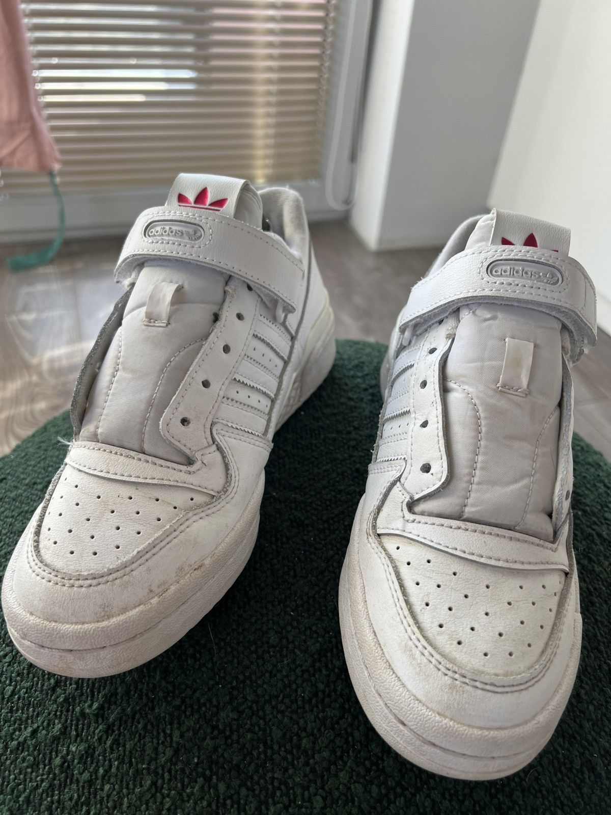 Adidas × Designer ‼️Vintage Adidas Forum Low Pink/White Sneakers‼️ Size US 7 / EU 40 - 13 Thumbnail