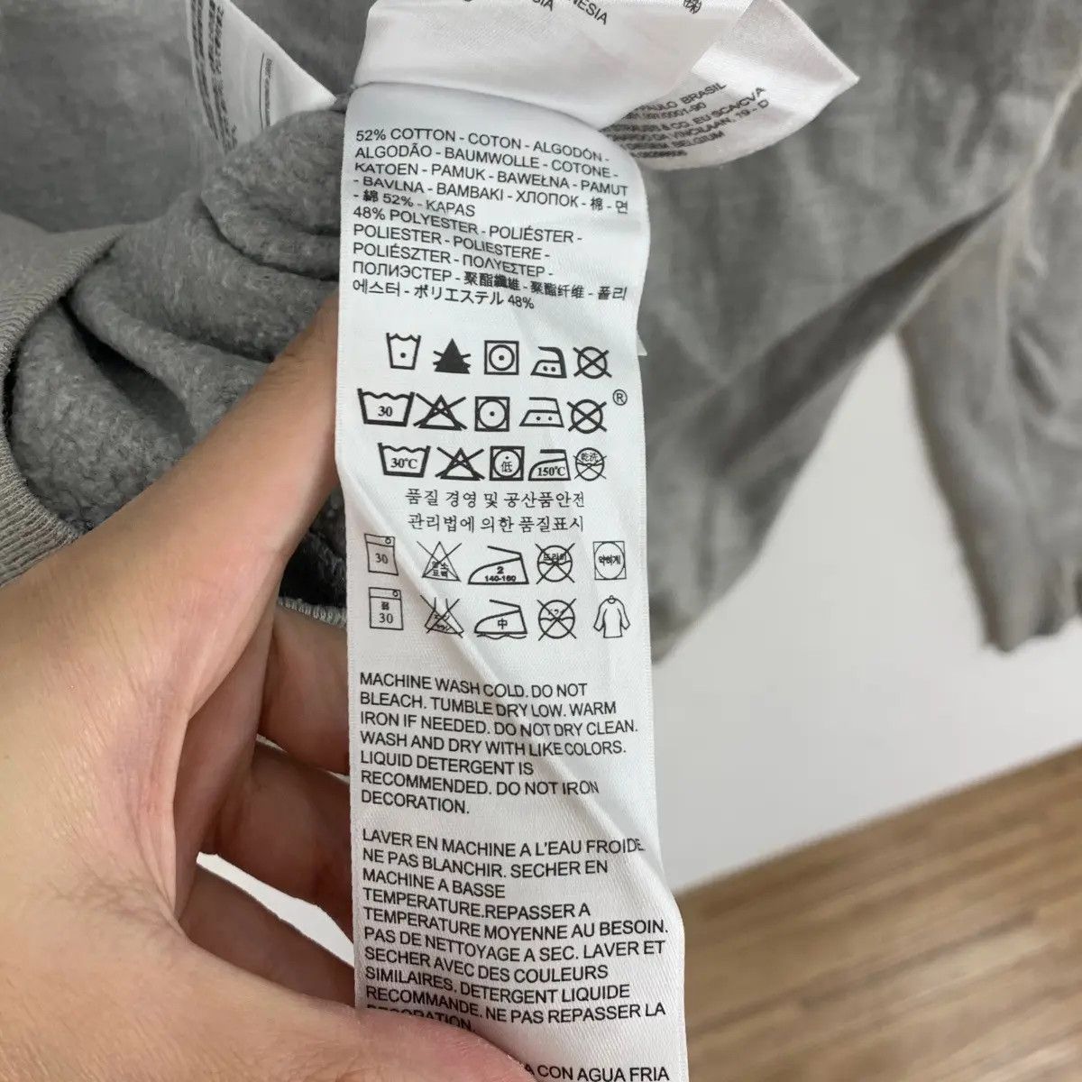 Levi's Vintage LEVI’S STRAUSS Center Box Logo Bogo Hoodie Pullover Size US L / EU 52-54 / 3 - 7 Thumbnail