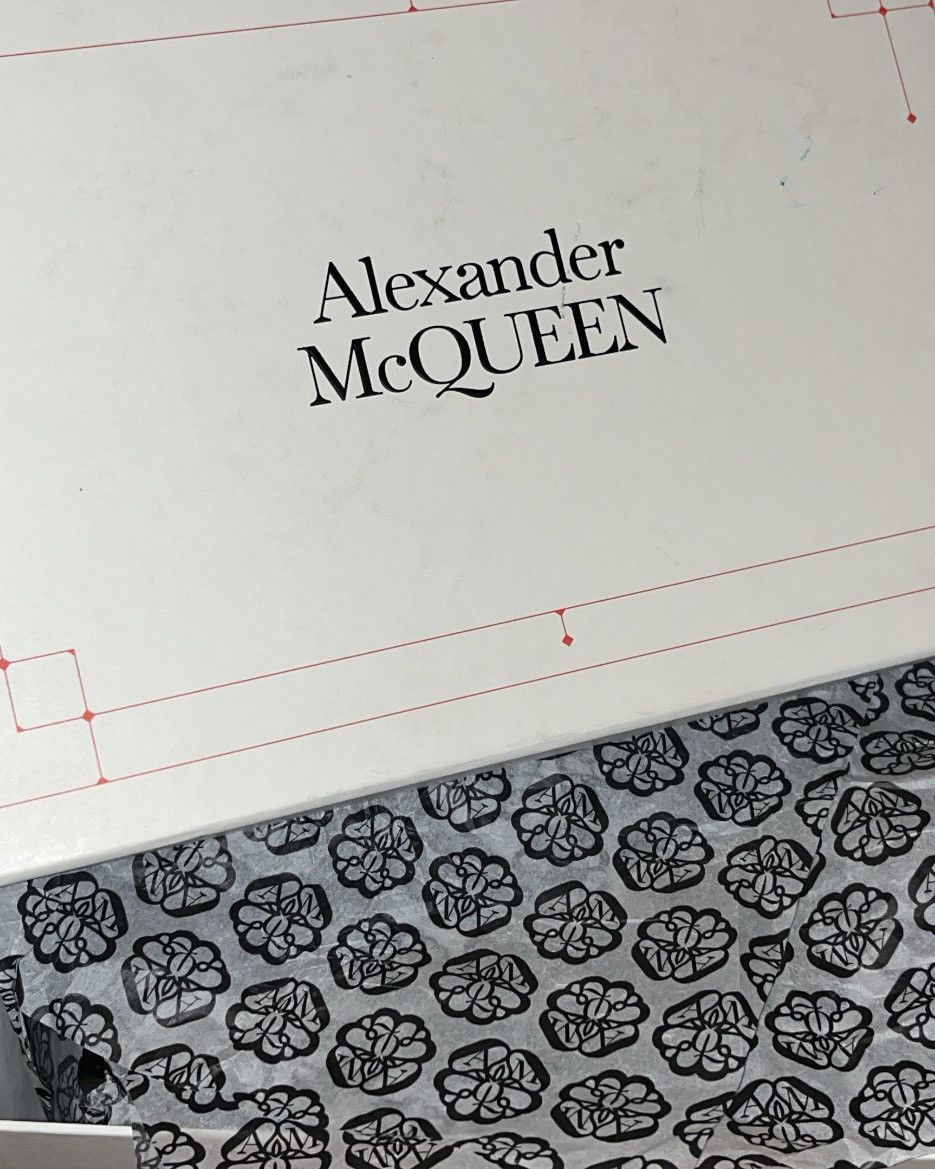 Alexander McQueen Alexander McQueen Deck Plimsol Size US 11 / EU 44 - 7 Thumbnail