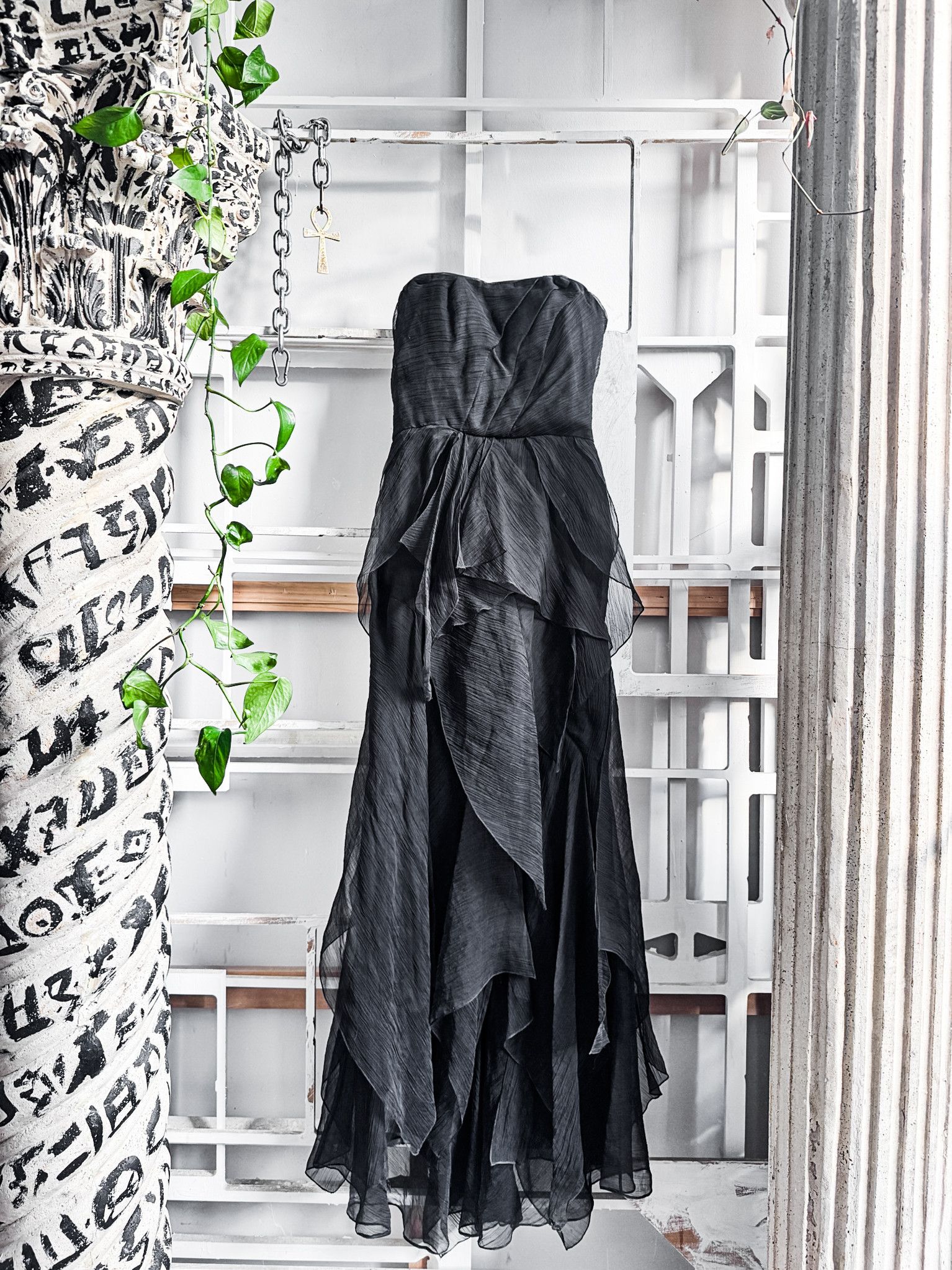 Oscar De La Renta Vintage Oscar de la Renta 100% Silk Black Gown Size M / US 6-8 / IT 42-44 - 1 Thumbnail