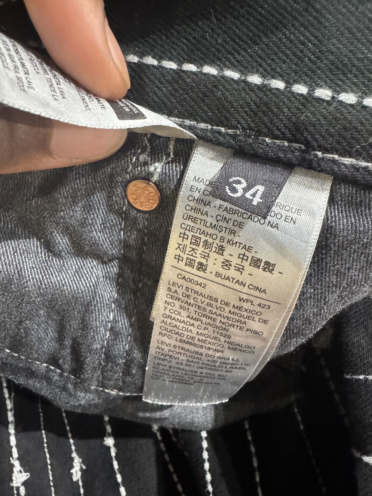 DENIM TEARS Denim Tears Levi’s 501 Peace Patchwork Pants Black Size US 34 / EU 50 - 5 Thumbnail