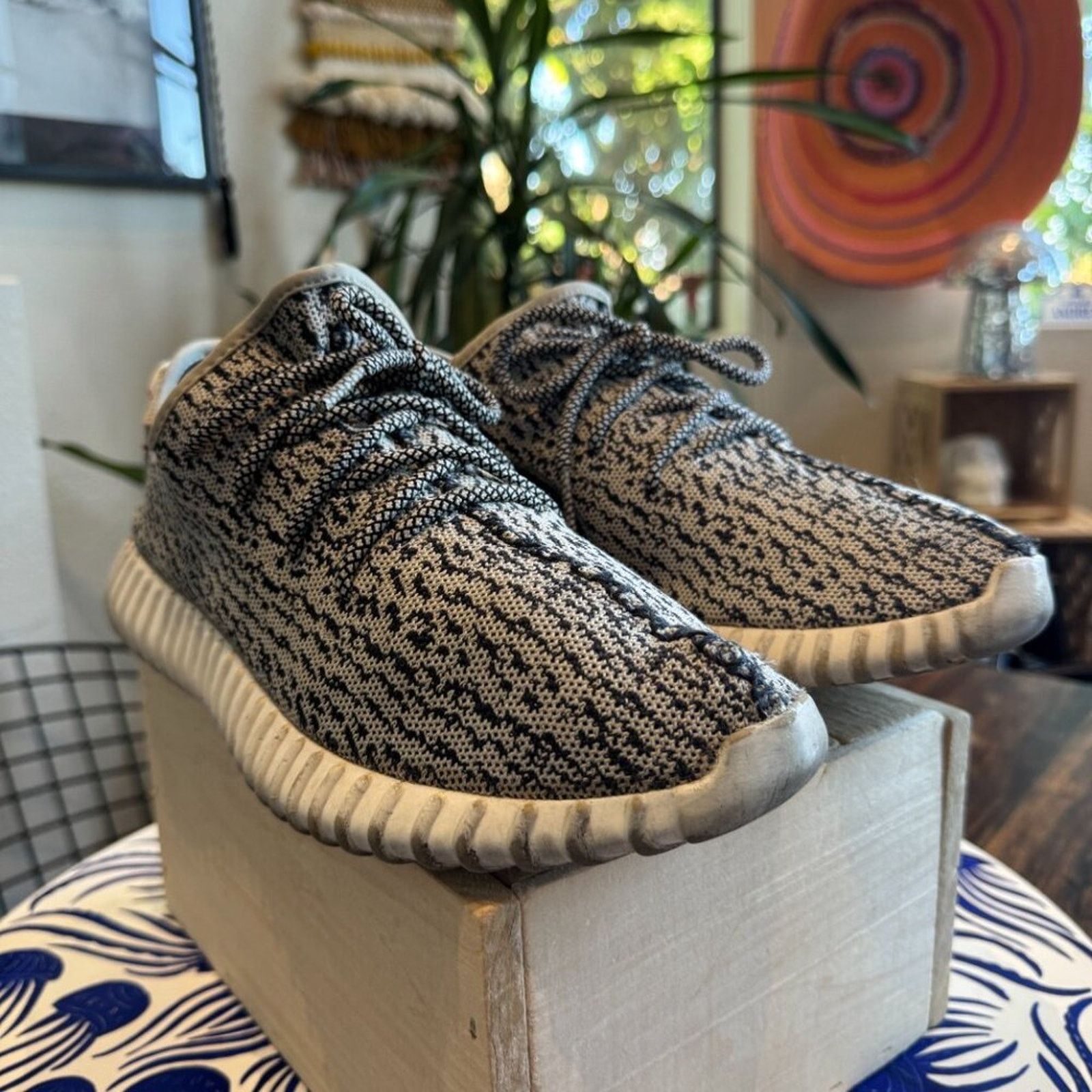 Adidas Adidas Yeezy Boost 350 “Turtle Dove,” Men’s 9.5, w Box Size US 9.5 / EU 42-43 - 4 Thumbnail