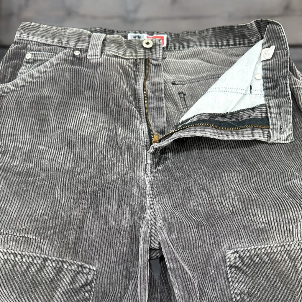 Vintage VINTAGE Badge Pants Mens 34x32 Gray Corduroy Cargo Straight 90s Grunge Baggy Carpenter Flat Front Inseam 32 Mens Size US 34 / EU 50 - 1 Thumbnail