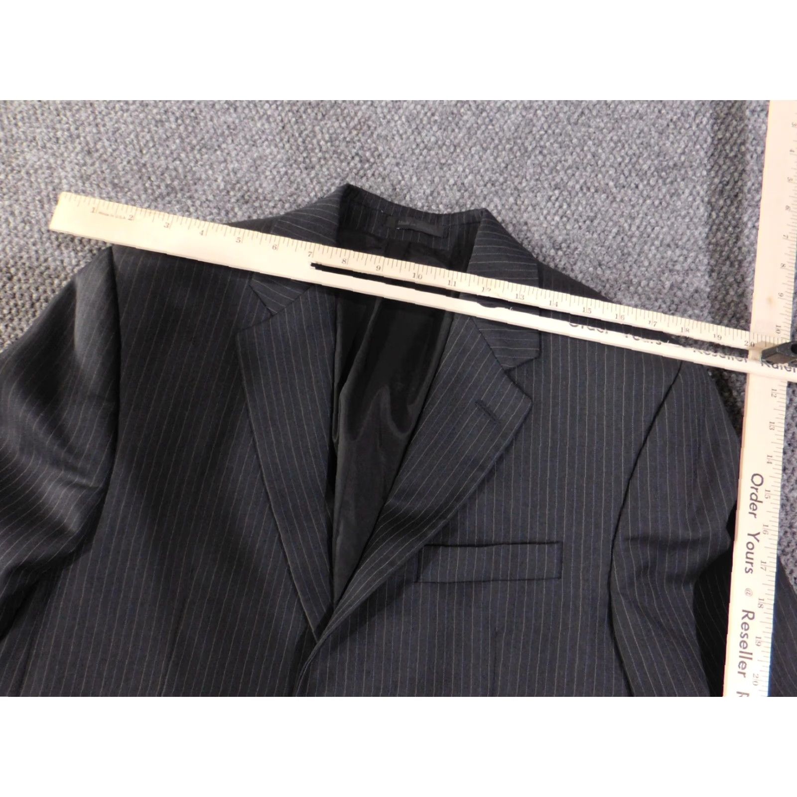 Ralph Lauren VINTAGE Lauren Ralph Lauren Blazer Mens 40R Charcoal Pinstripe Wool Notch Lapel Lined Size 40R - 5 Thumbnail