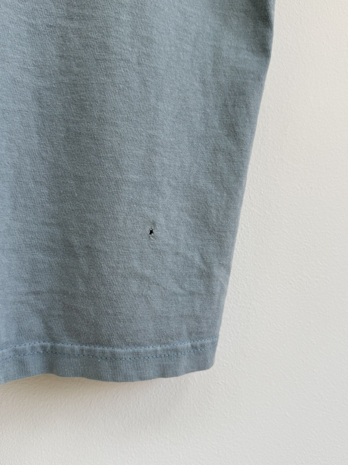 Quiksilver Vintage 90s Quiksilver Faded Graphic T-Shirt Surf Style Size US M / EU 48-50 / 2 - 11 Thumbnail