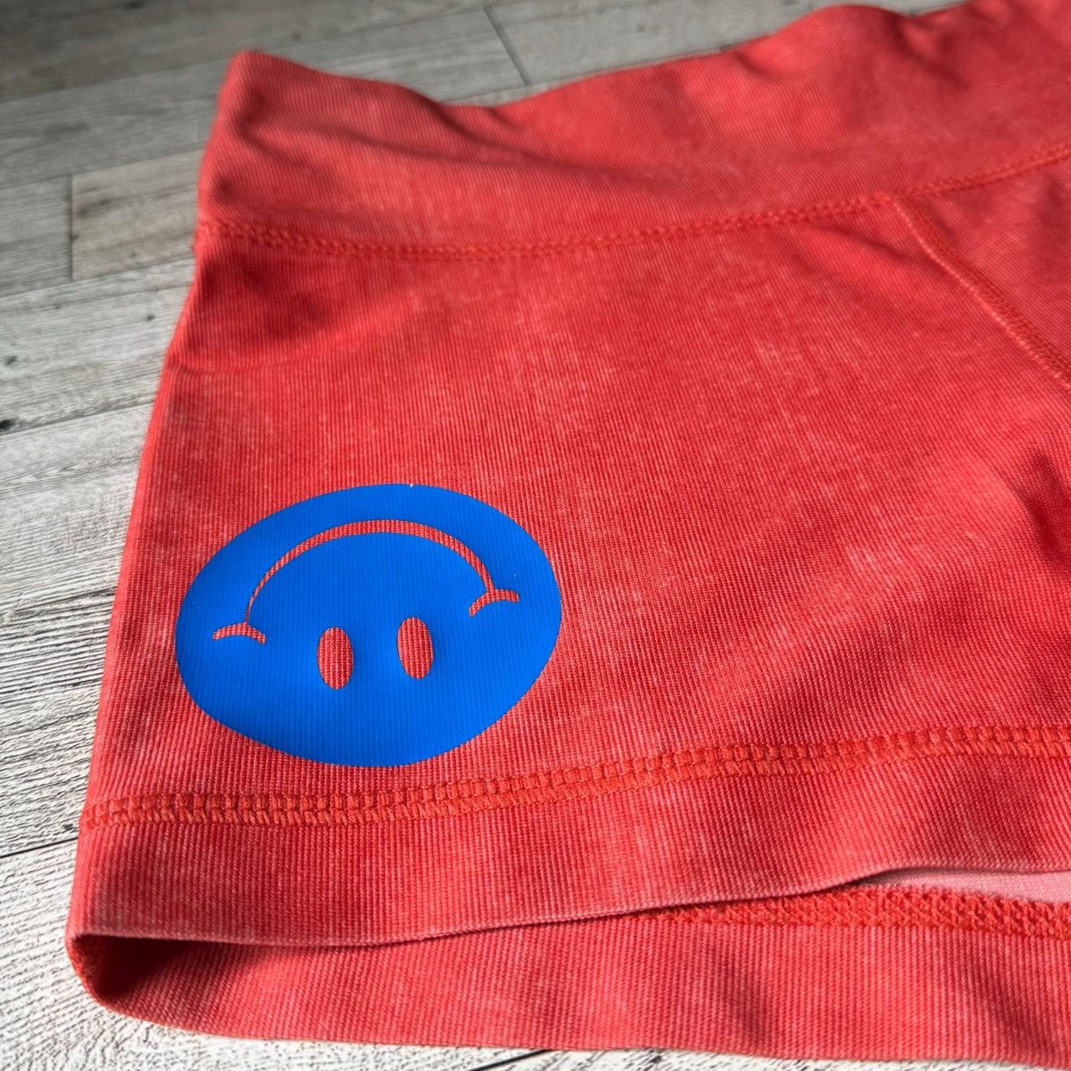 Vintage Retro, Upcycled, Upside Down Smiley, Active Micro Shorts Size 27" / US 4 / IT 40 - 11 Thumbnail