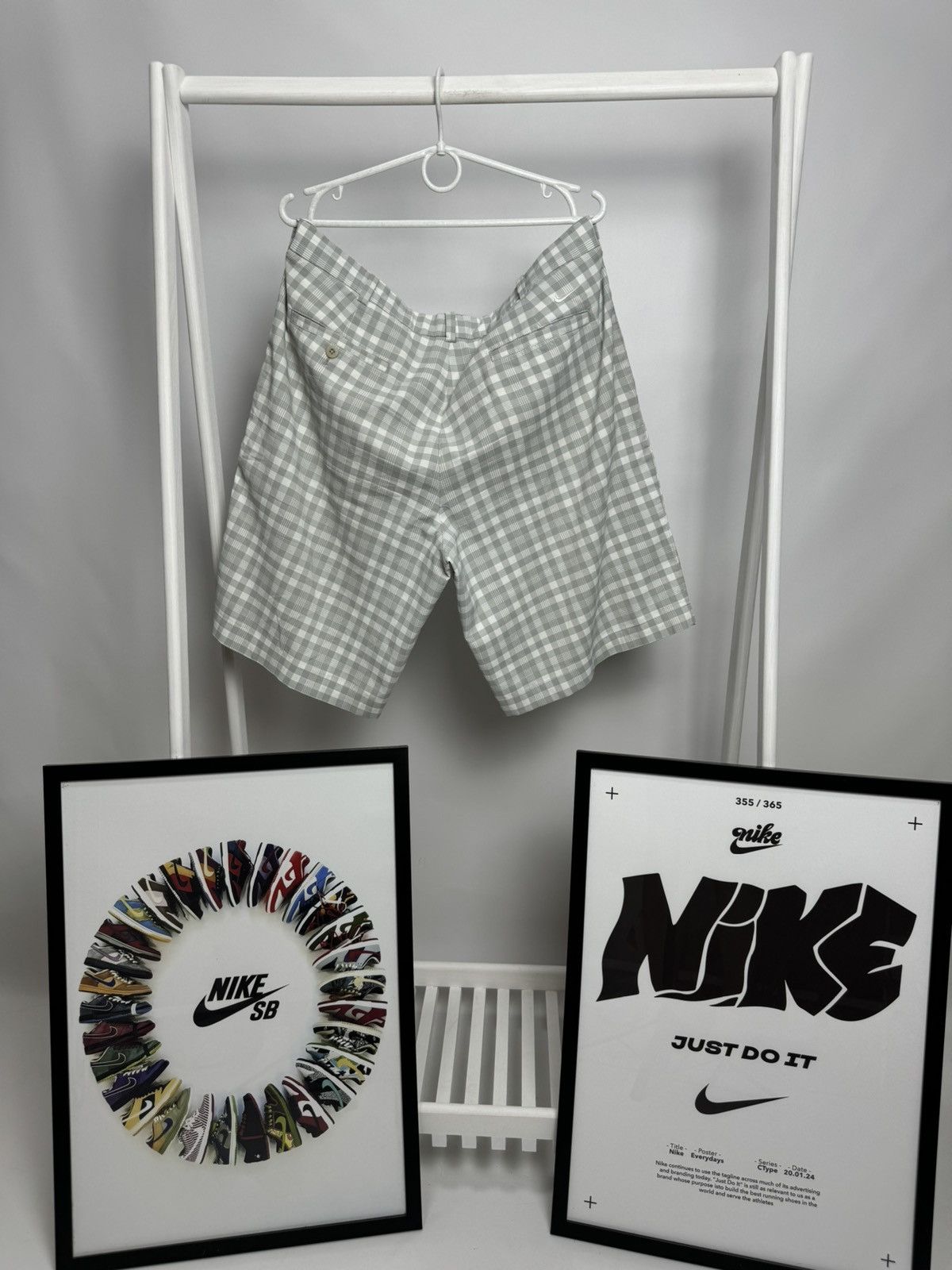 Nike Rare Nike Golf Shorts Size US 36 / EU 52 - 1 Thumbnail