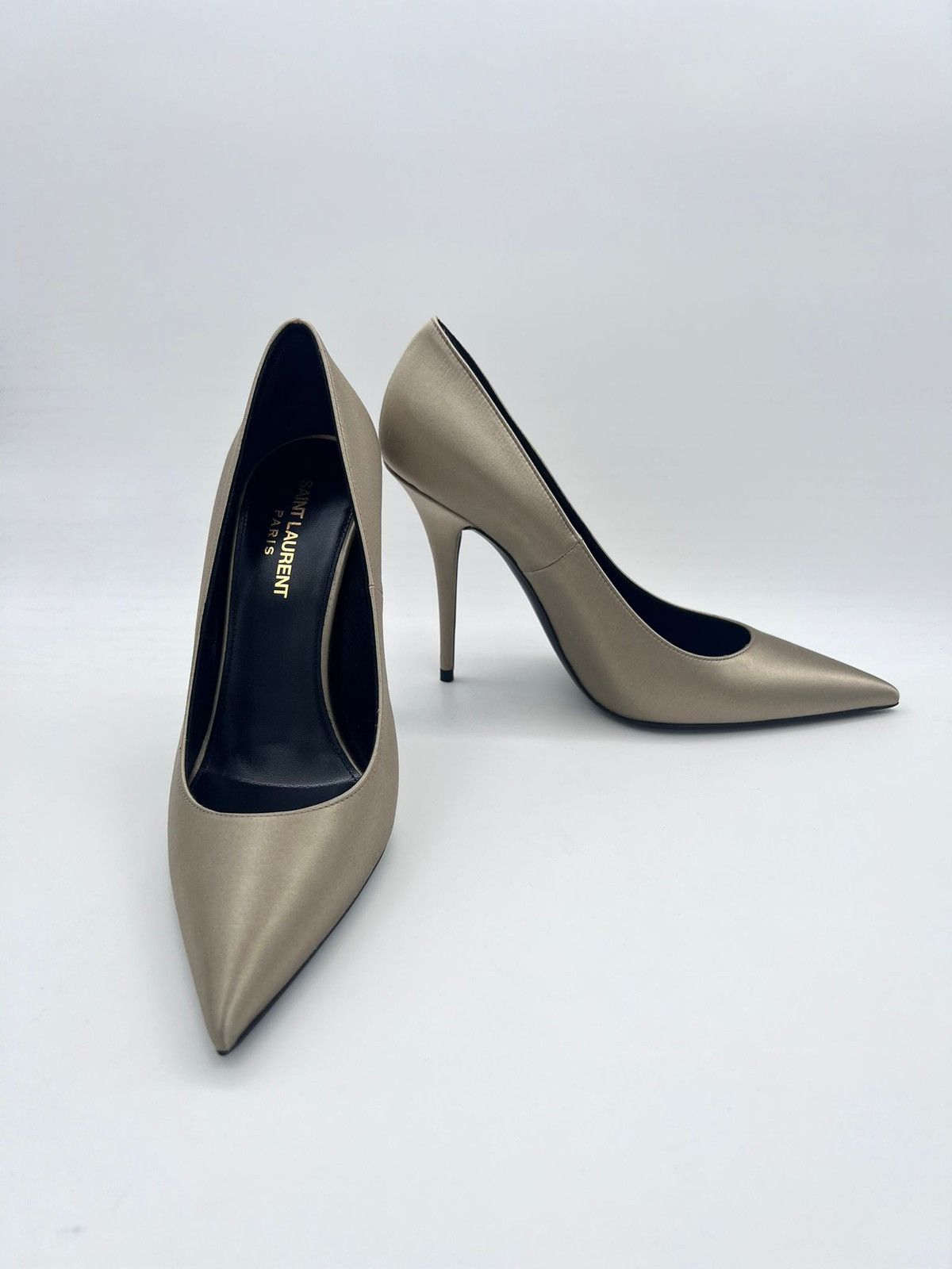 Saint Laurent Paris New Saint Laurent Instinct Pump wmn heels IT37.5/US7.5/UK4.5 Size US 7.5 / IT 37.5 - 6 Thumbnail